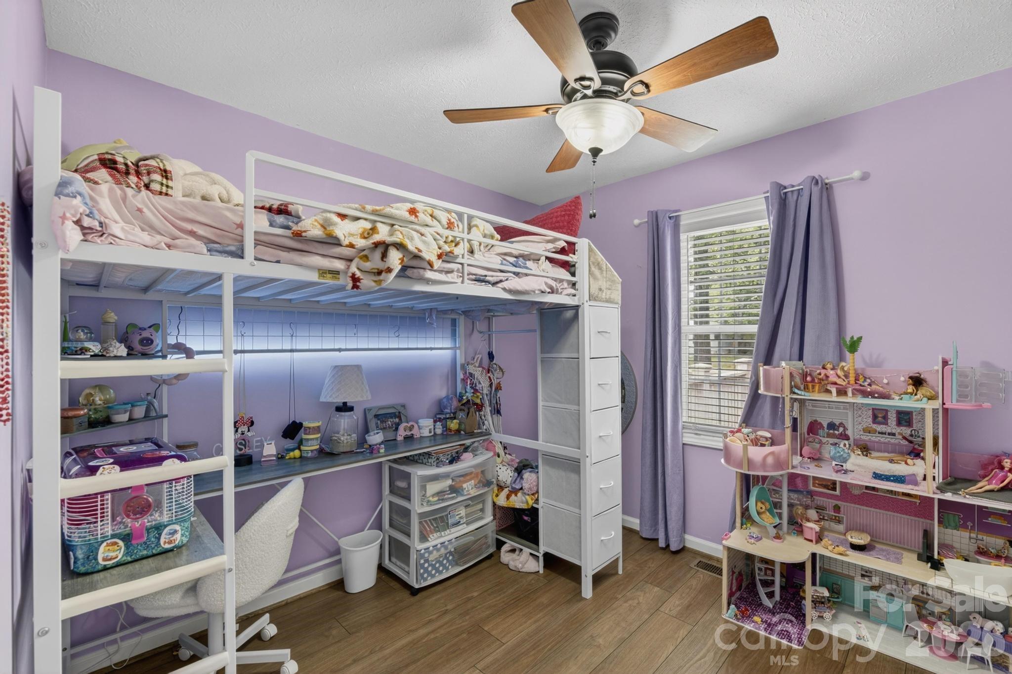 2308 walt arney Road — Lenoir