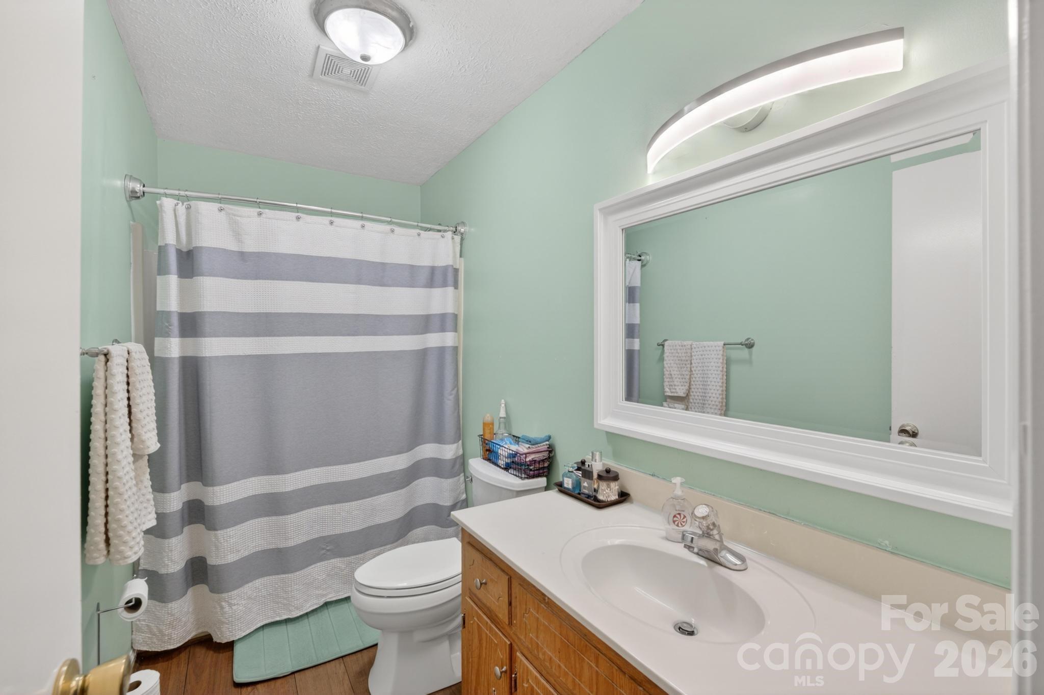 2308 walt arney Road — Lenoir