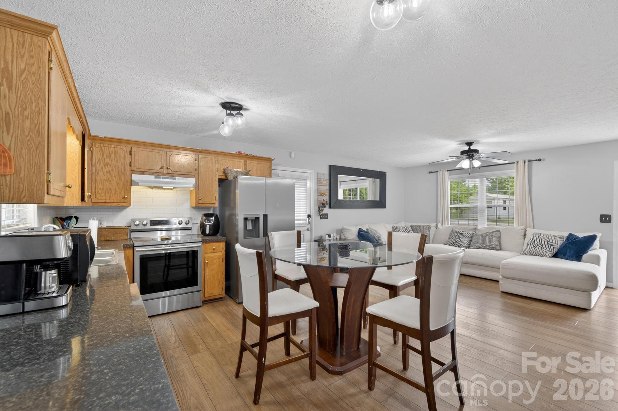 2308 walt arney Road — Lenoir