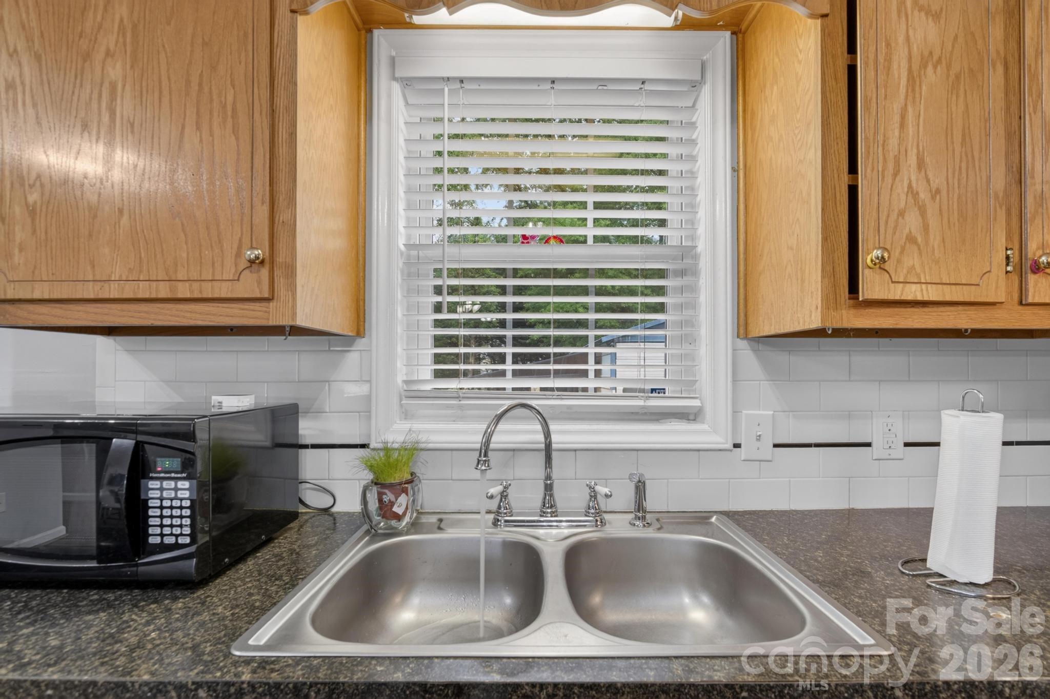 2308 walt arney Road — Lenoir