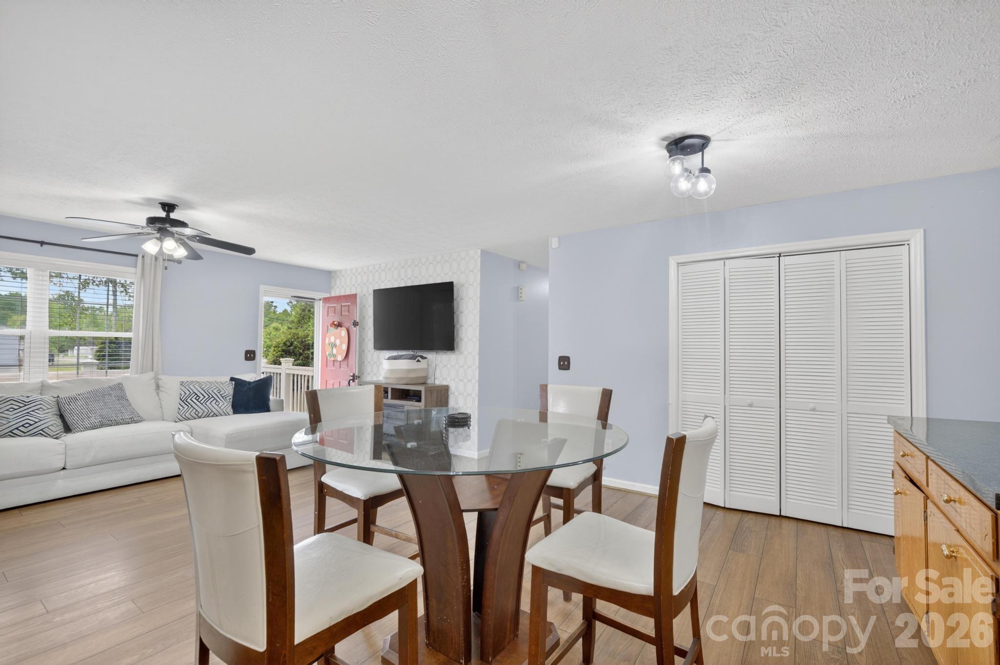 2308 walt arney Road — Lenoir