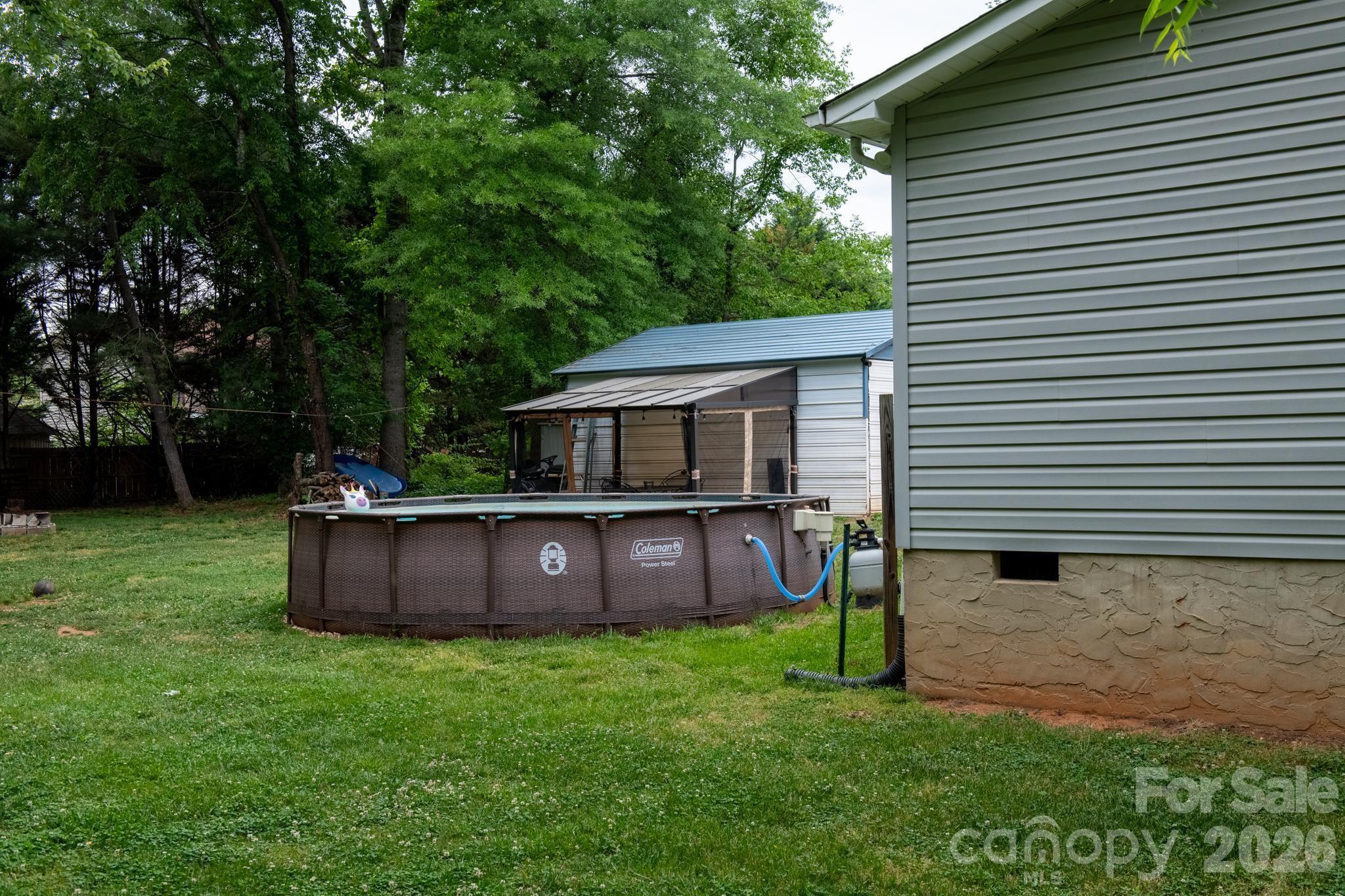 2308 walt arney Road — Lenoir