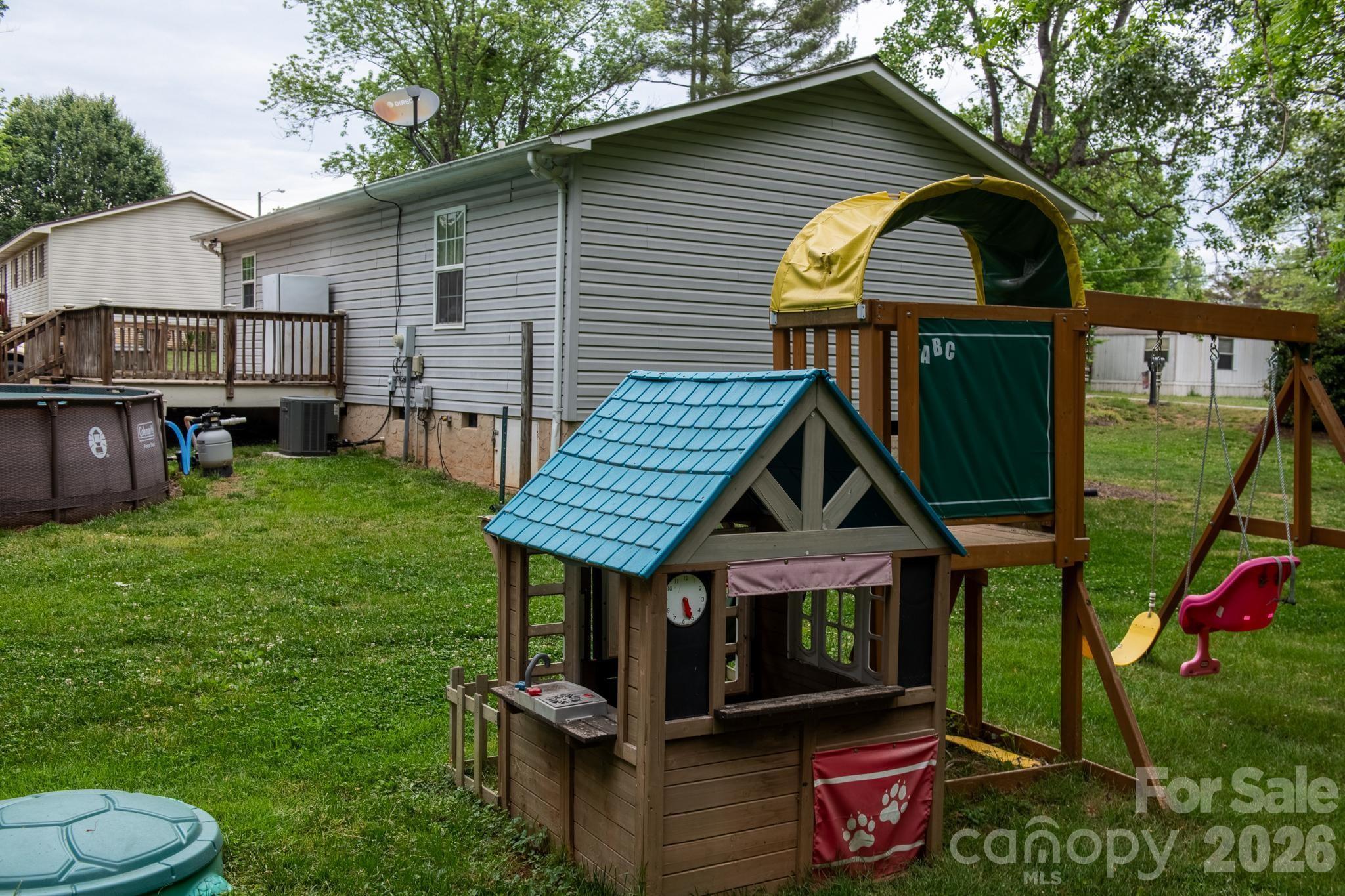 2308 walt arney Road — Lenoir