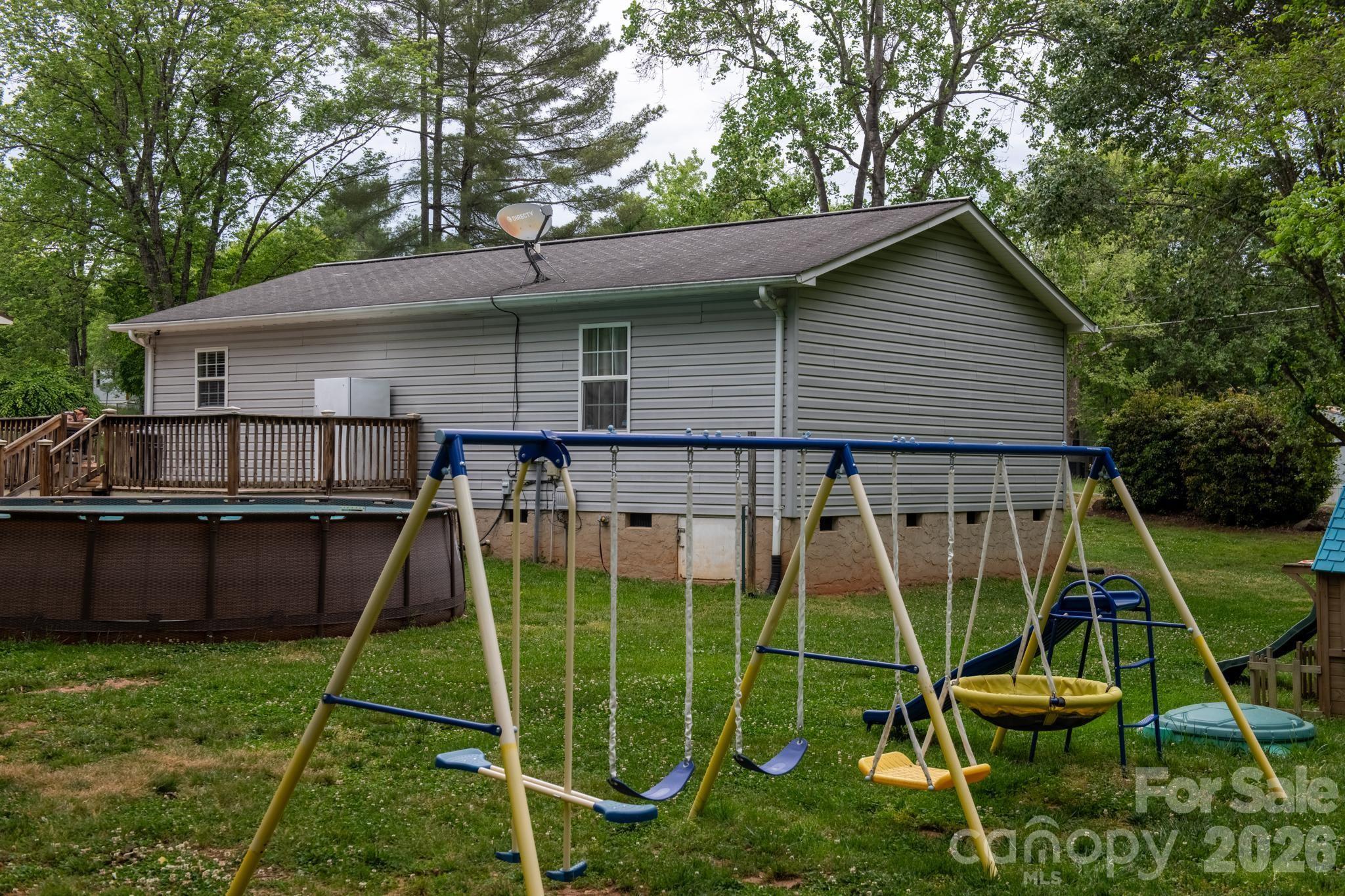 2308 walt arney Road — Lenoir