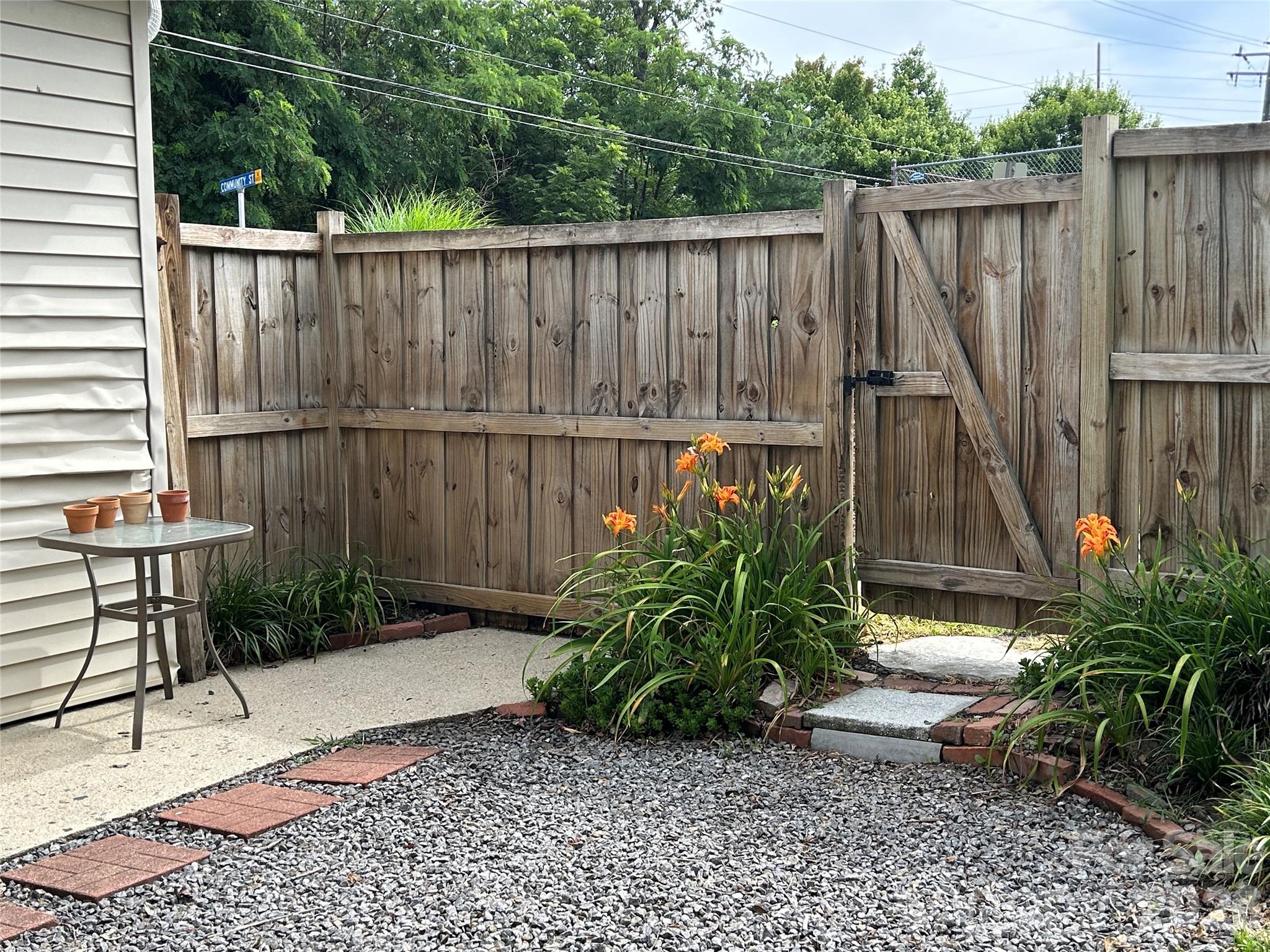 12 Penley Avenue — Asheville