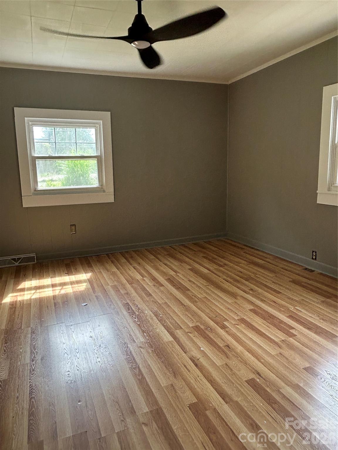 12 Penley Avenue — Asheville