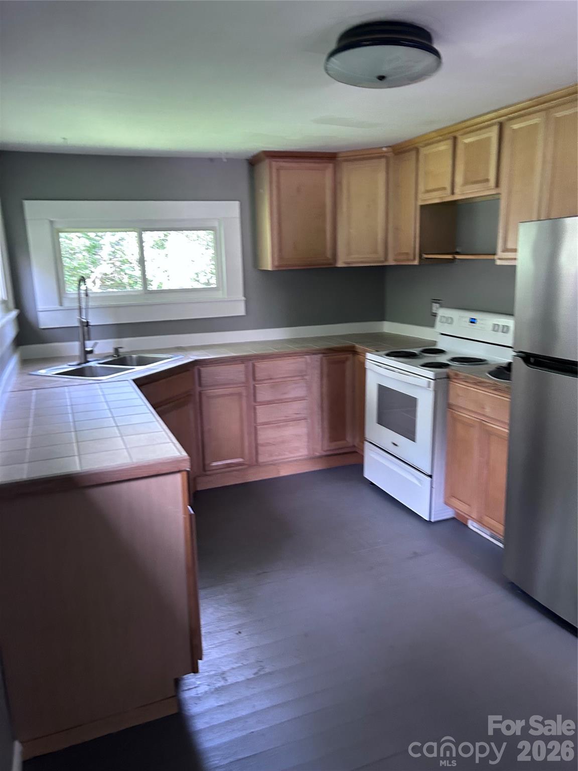 12 Penley Avenue — Asheville