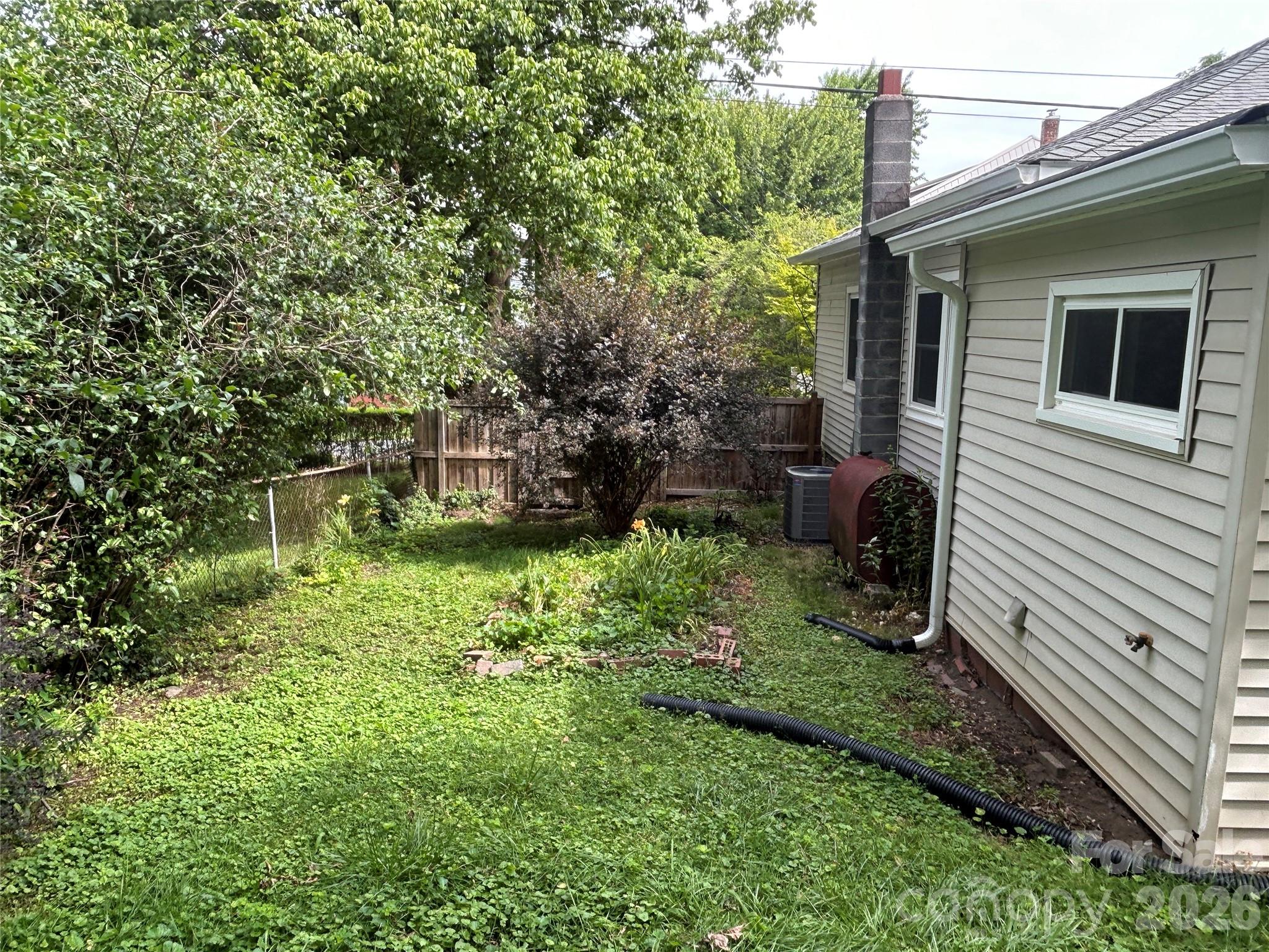 12 Penley Avenue — Asheville