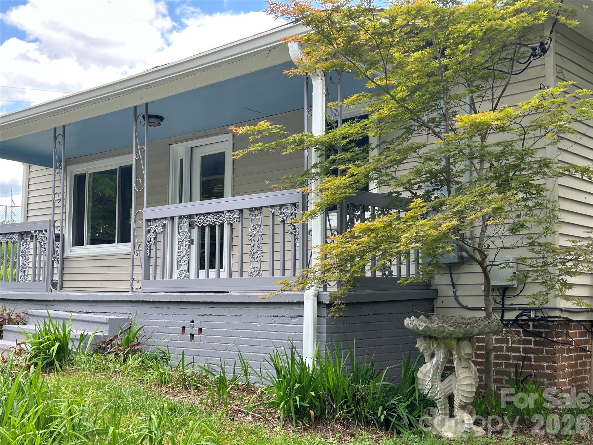12 Penley Avenue — Asheville