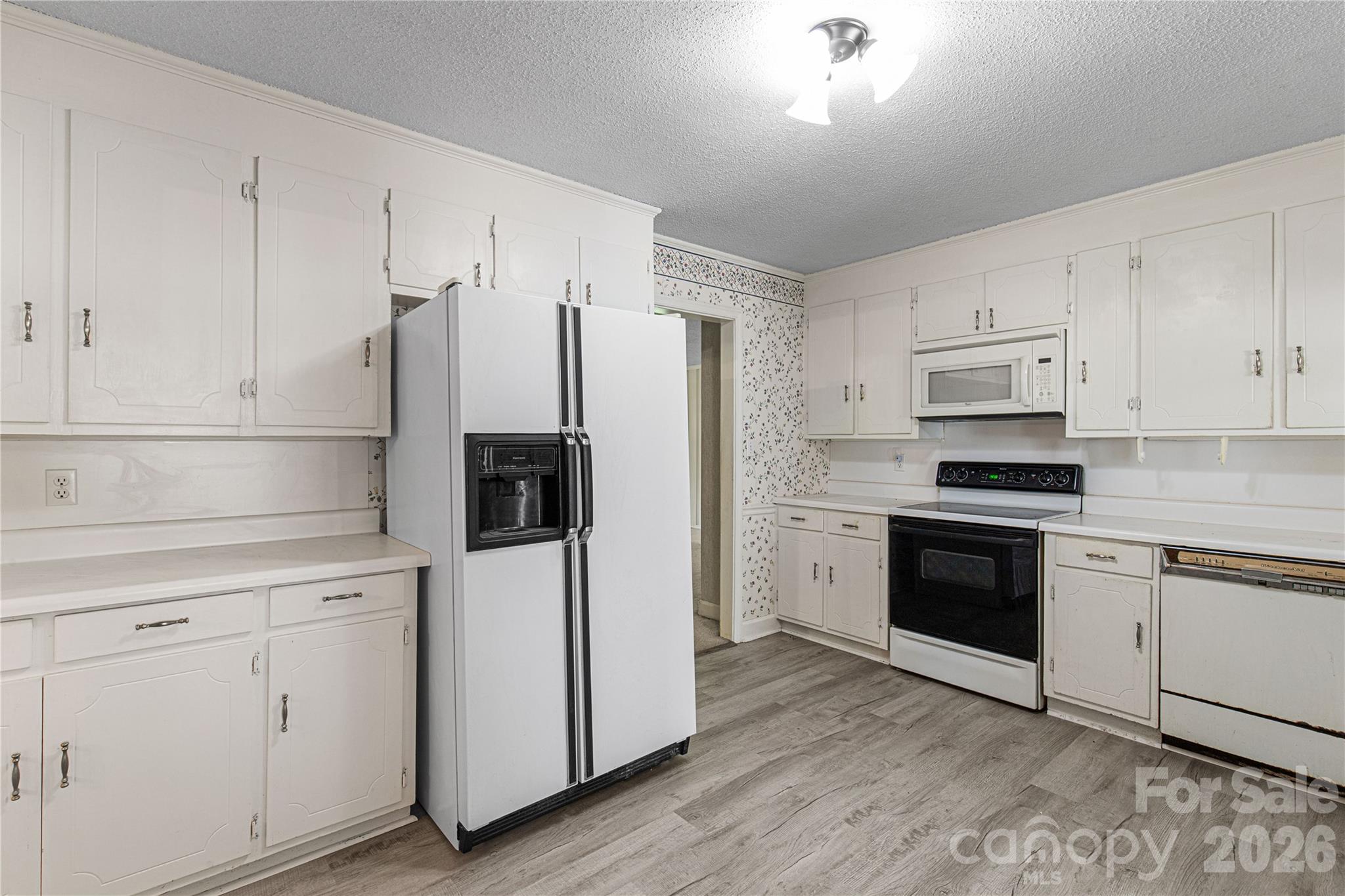 503 N Jackson Road — Lancaster