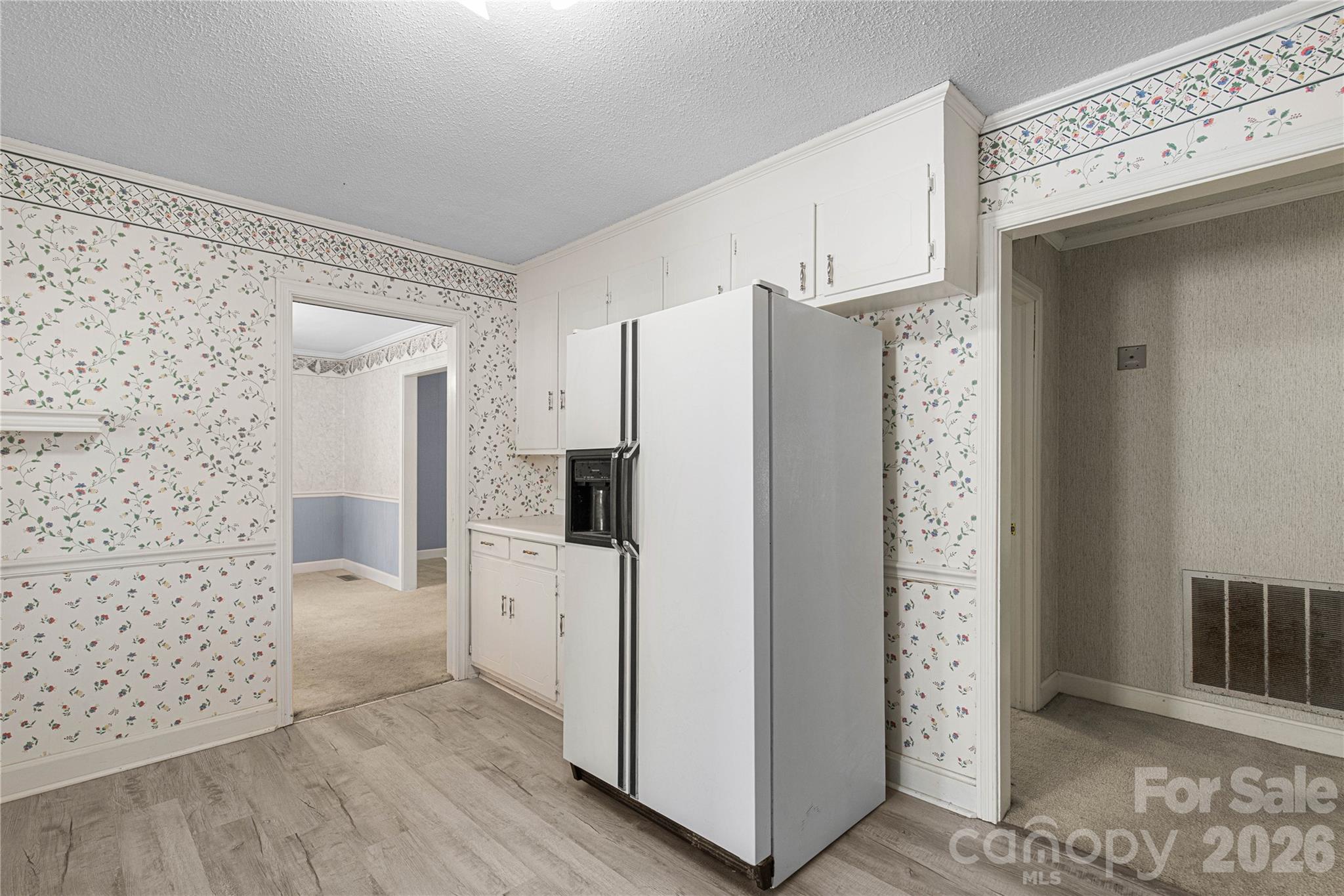 503 N Jackson Road — Lancaster