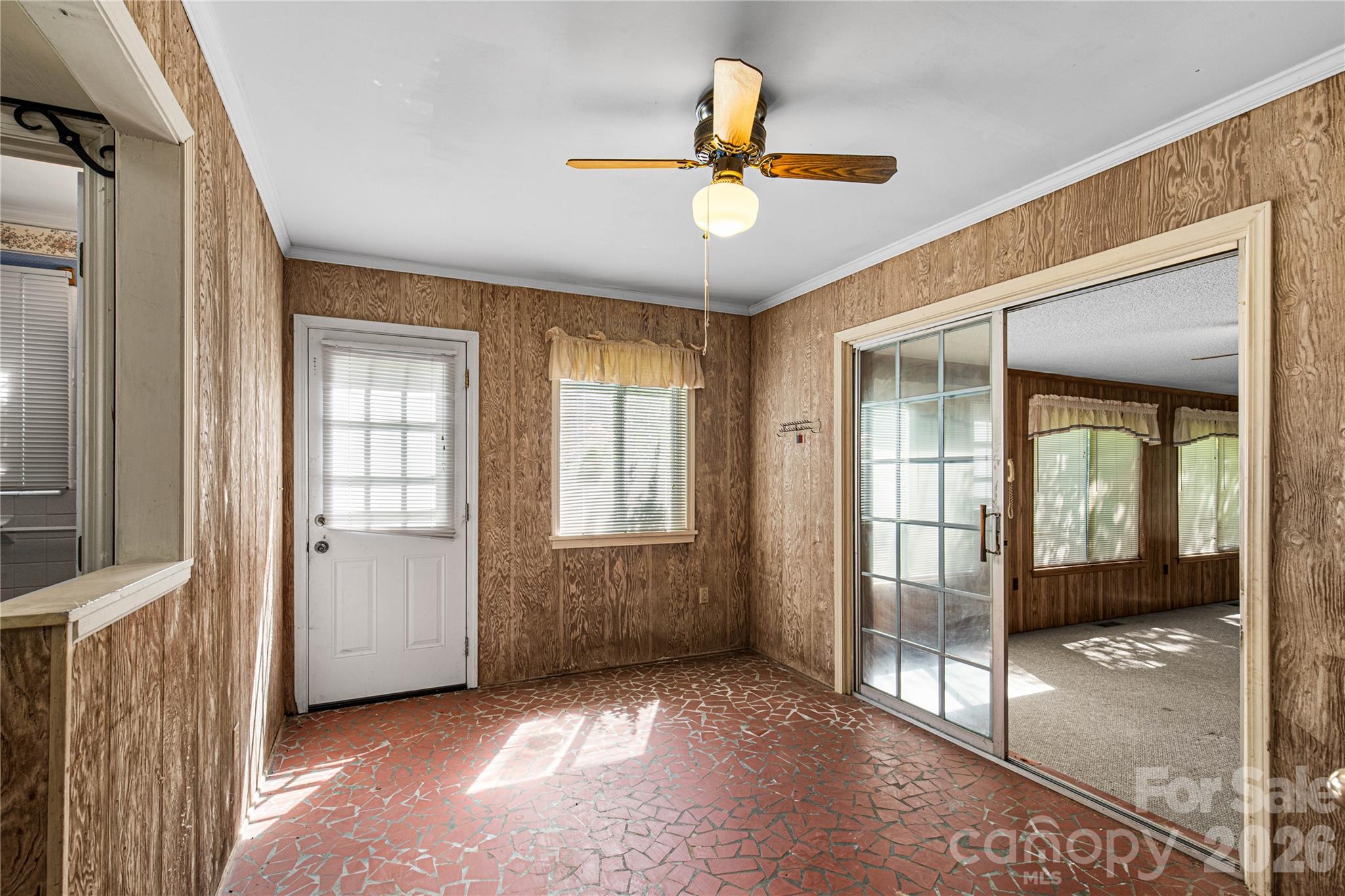 503 N Jackson Road — Lancaster