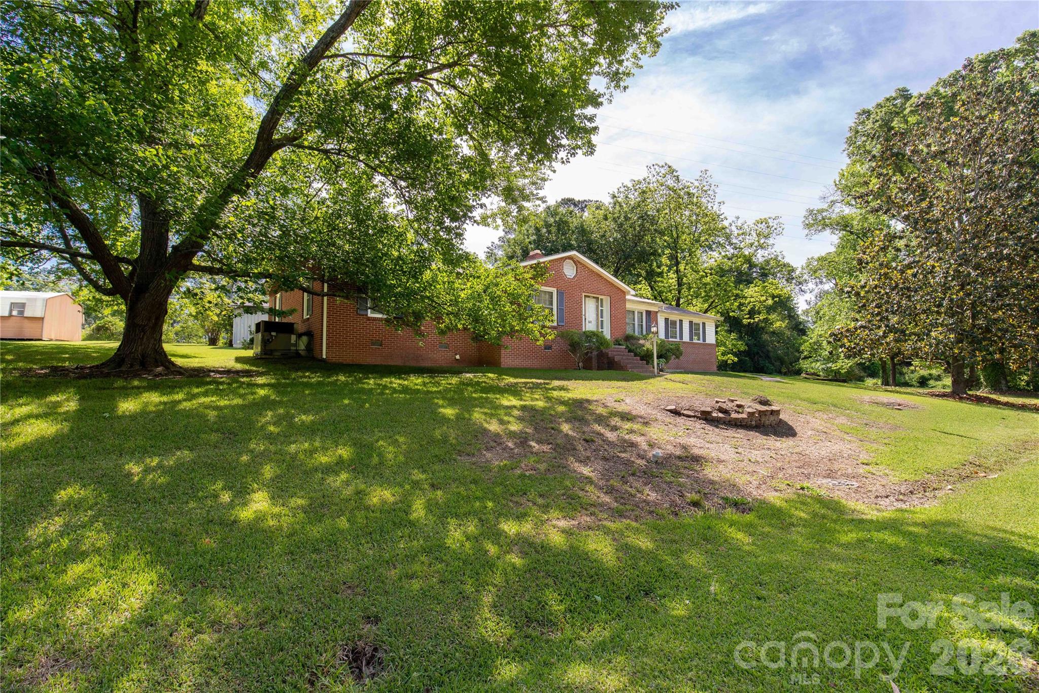 503 N Jackson Road — Lancaster