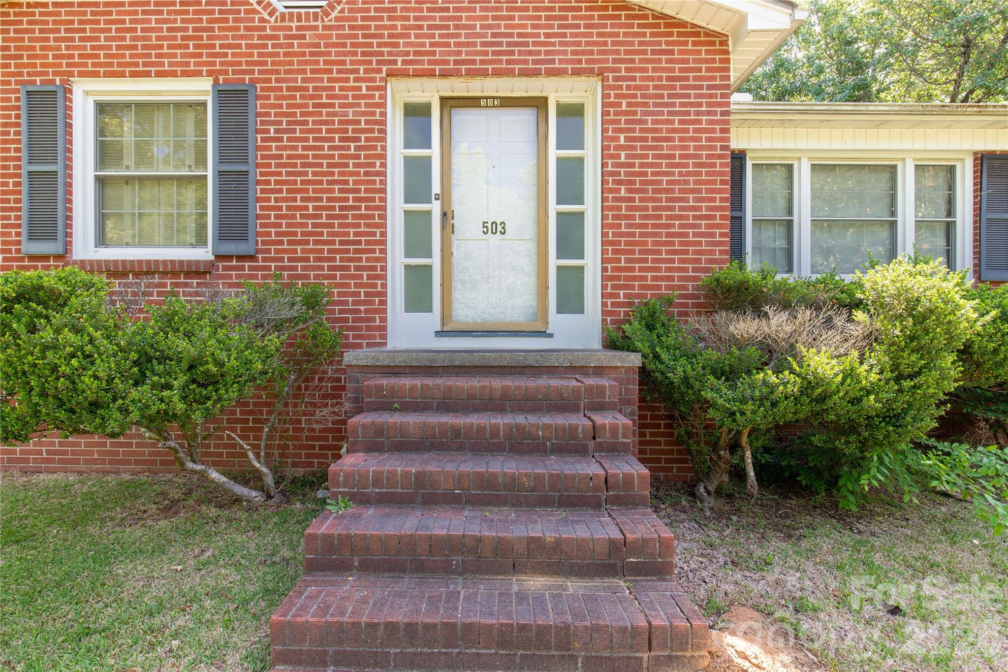 503 N Jackson Road — Lancaster