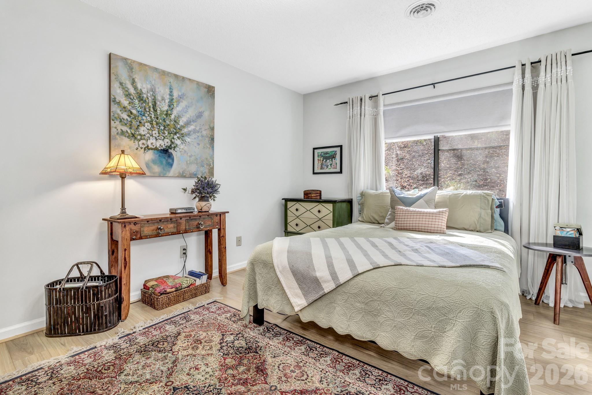 103 Cimarron Drive — Asheville