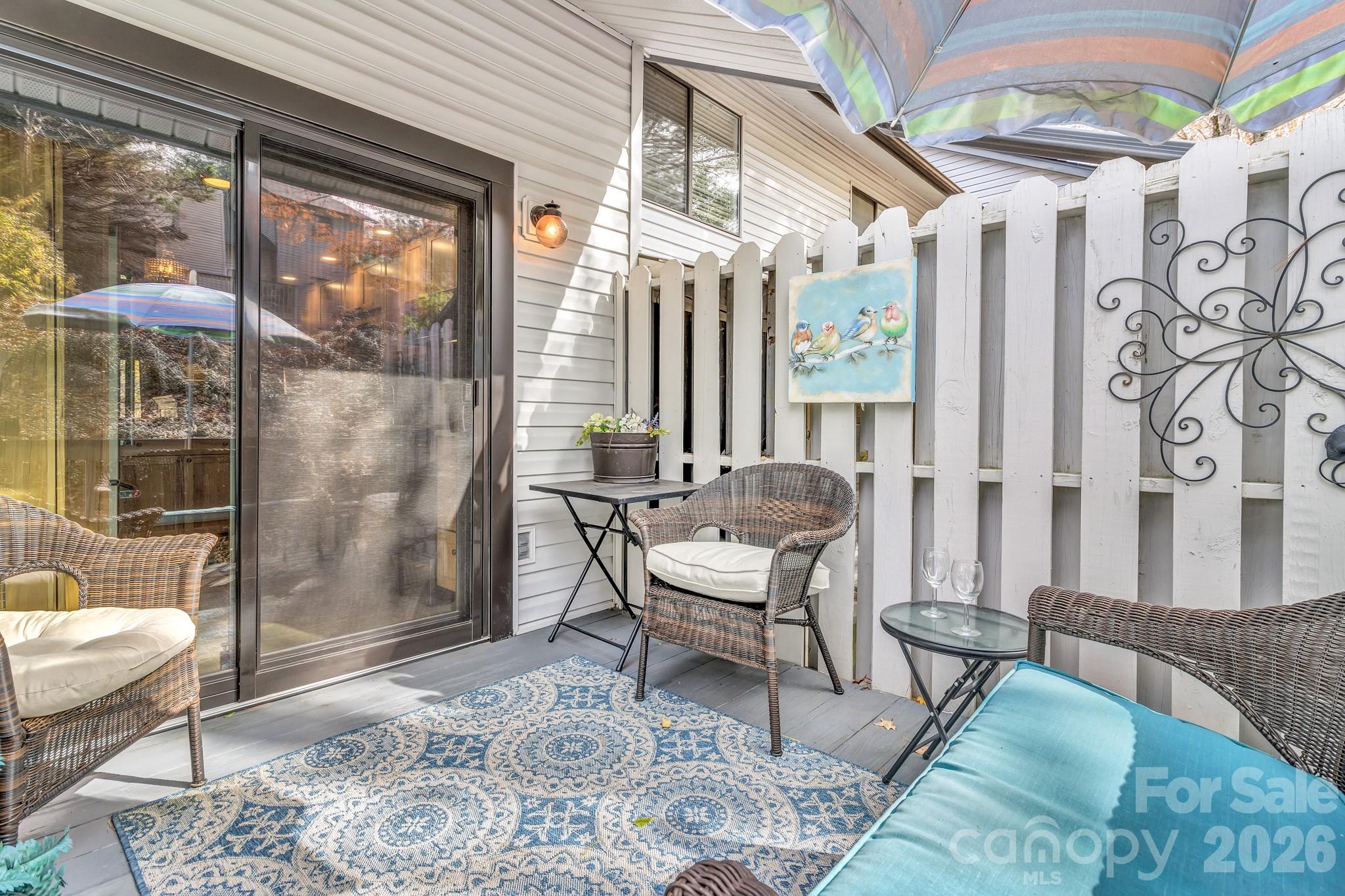 103 Cimarron Drive — Asheville