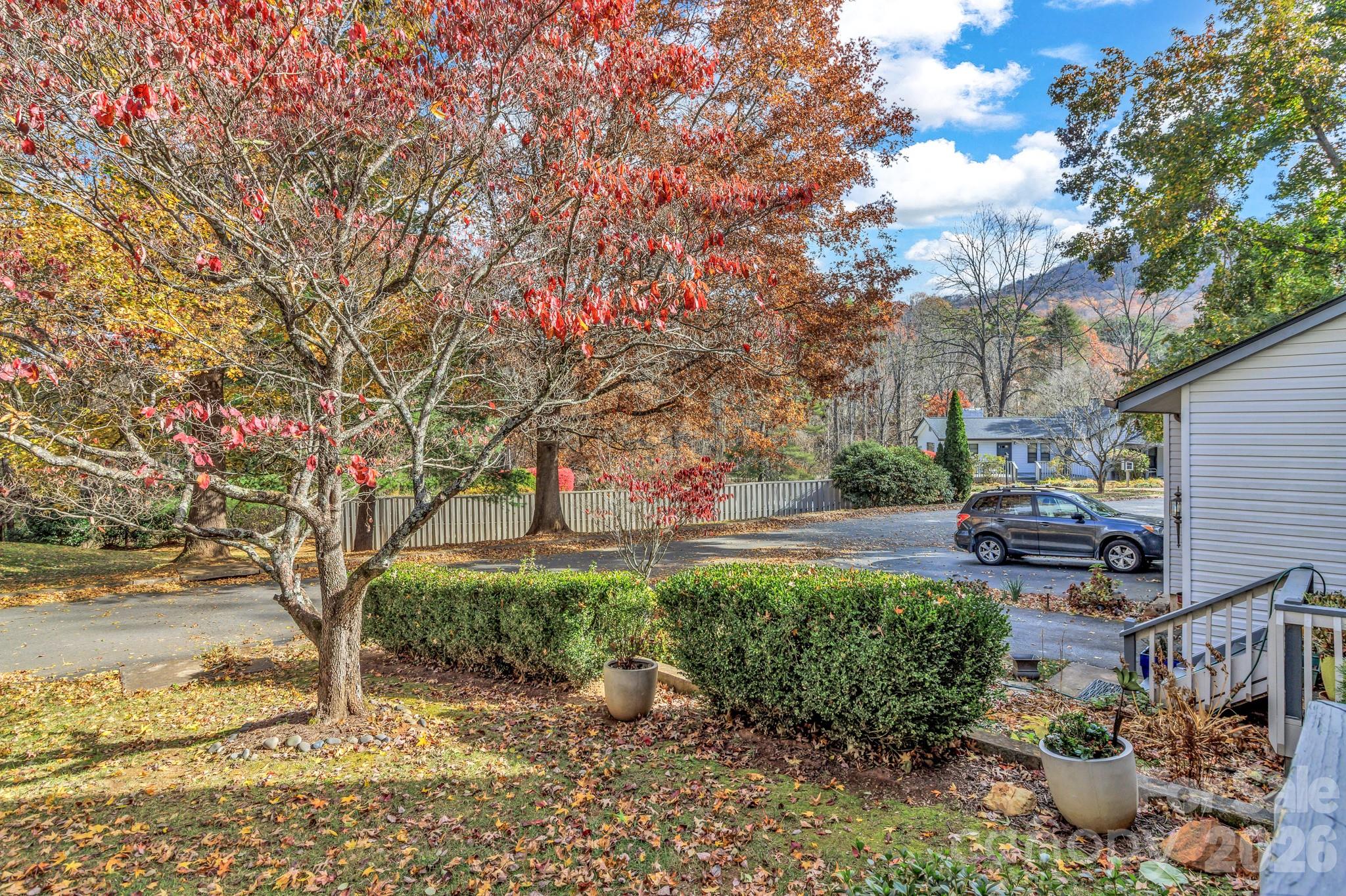103 Cimarron Drive — Asheville