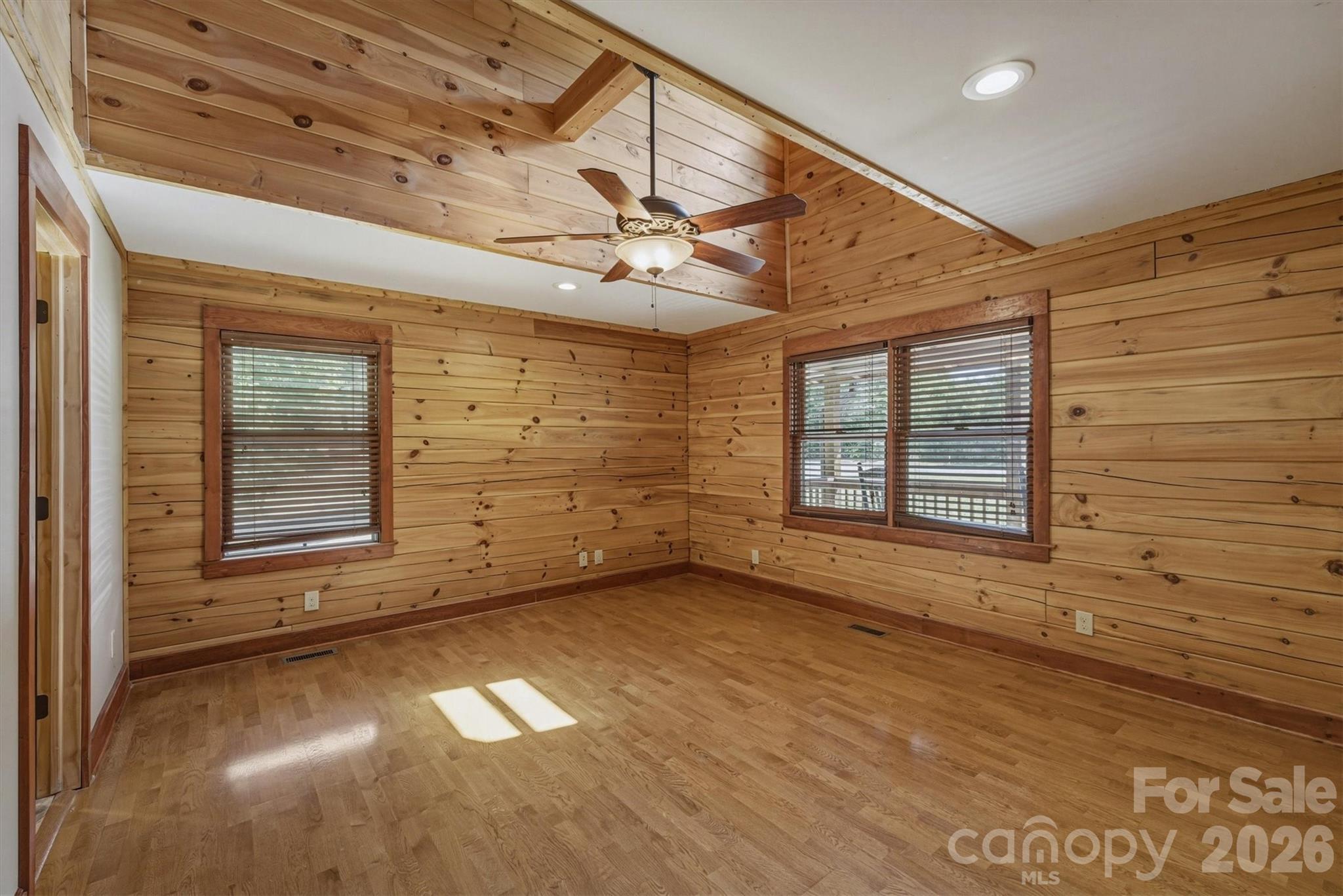 732 Grandview Peaks Drive — Nebo