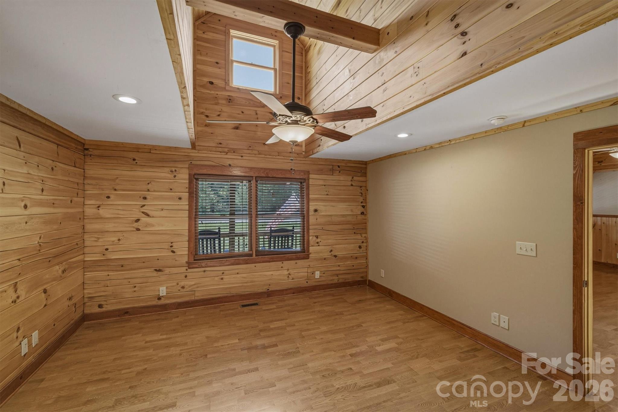 732 Grandview Peaks Drive — Nebo