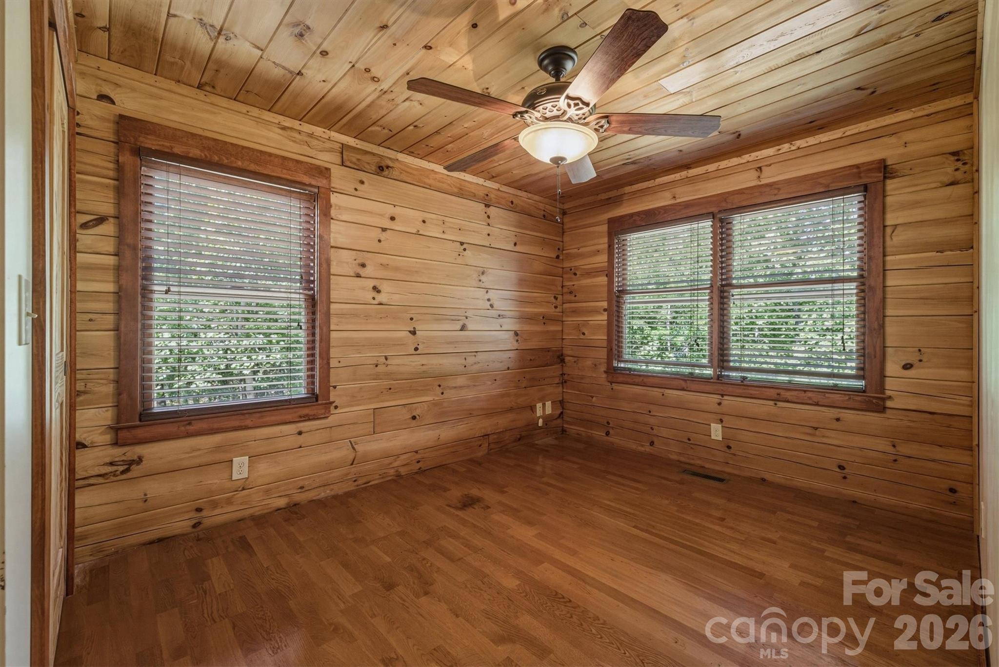 732 Grandview Peaks Drive — Nebo