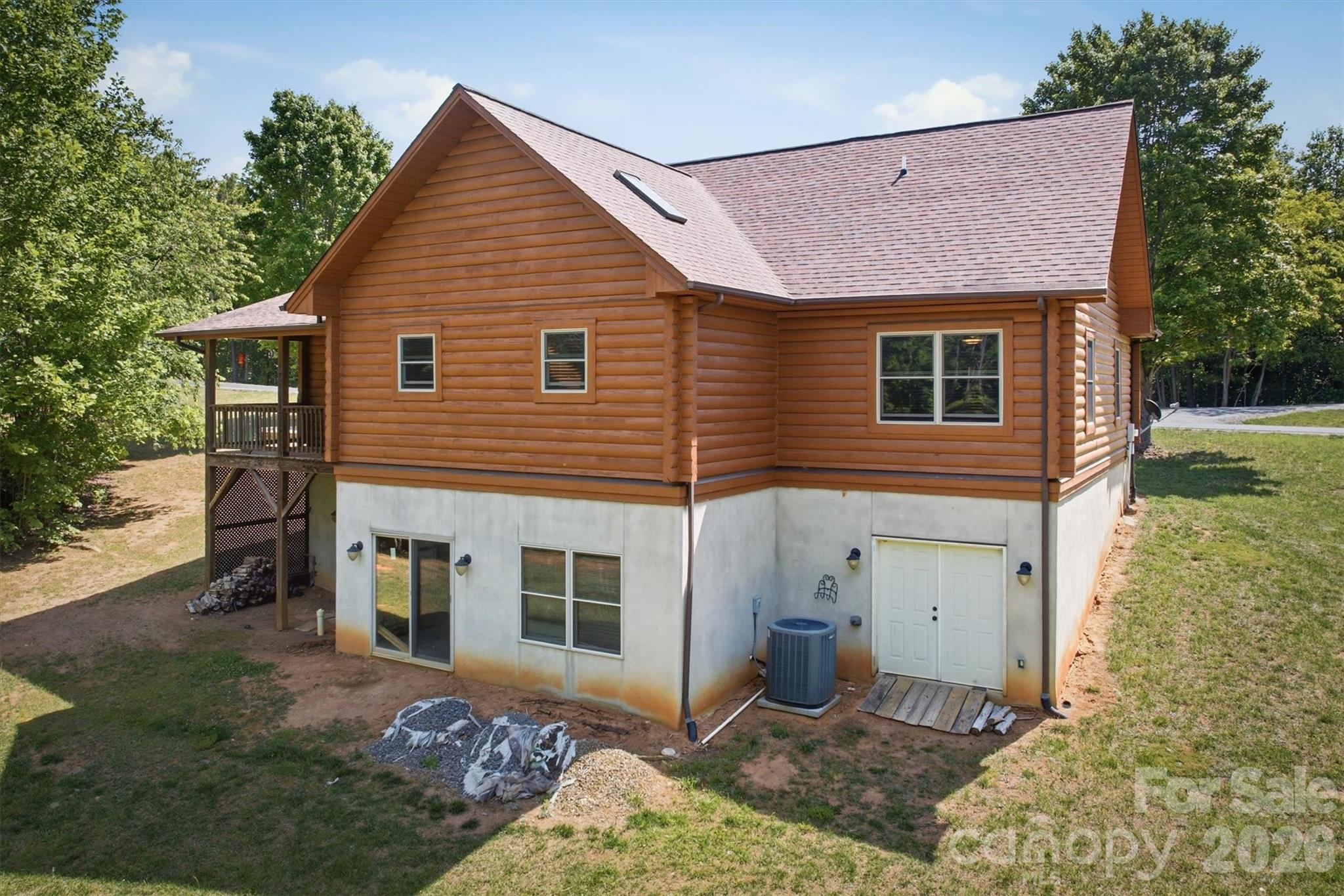 732 Grandview Peaks Drive — Nebo