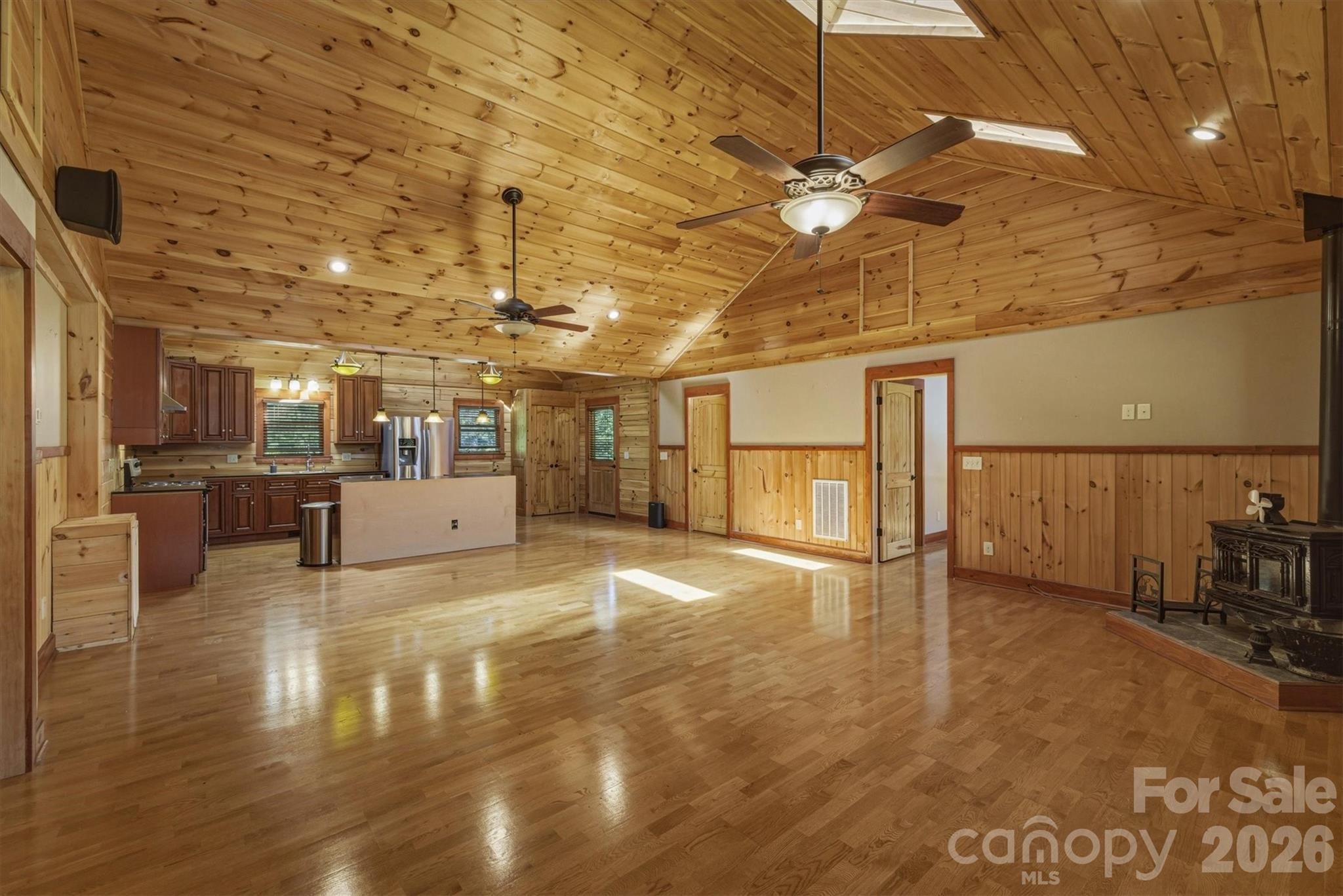 732 Grandview Peaks Drive — Nebo