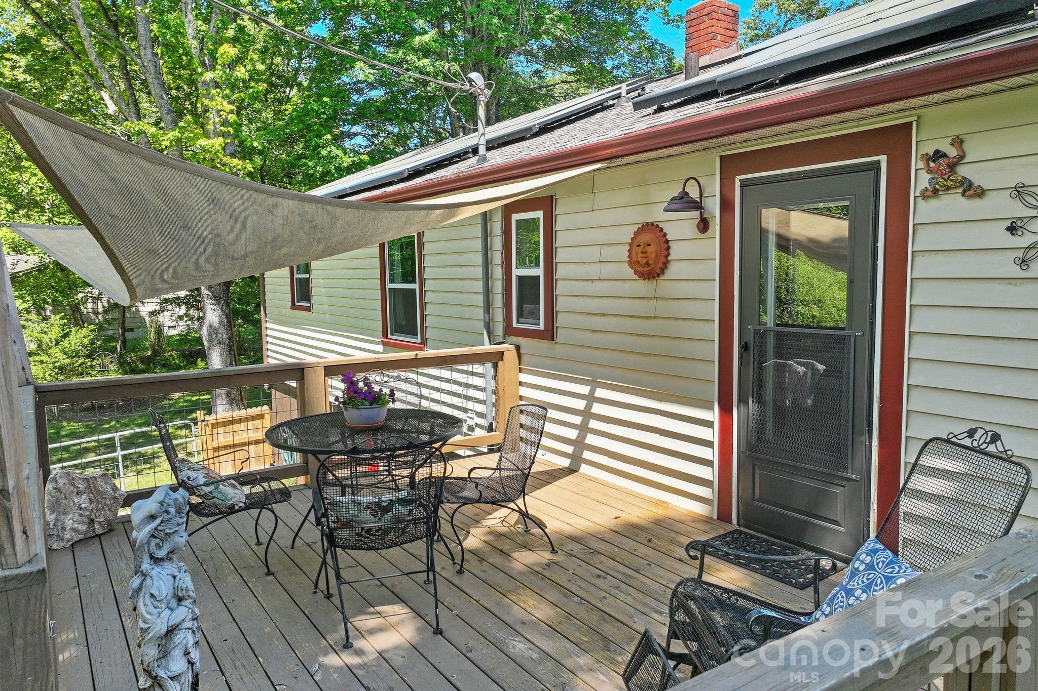 105 7th Street — Black Mountain