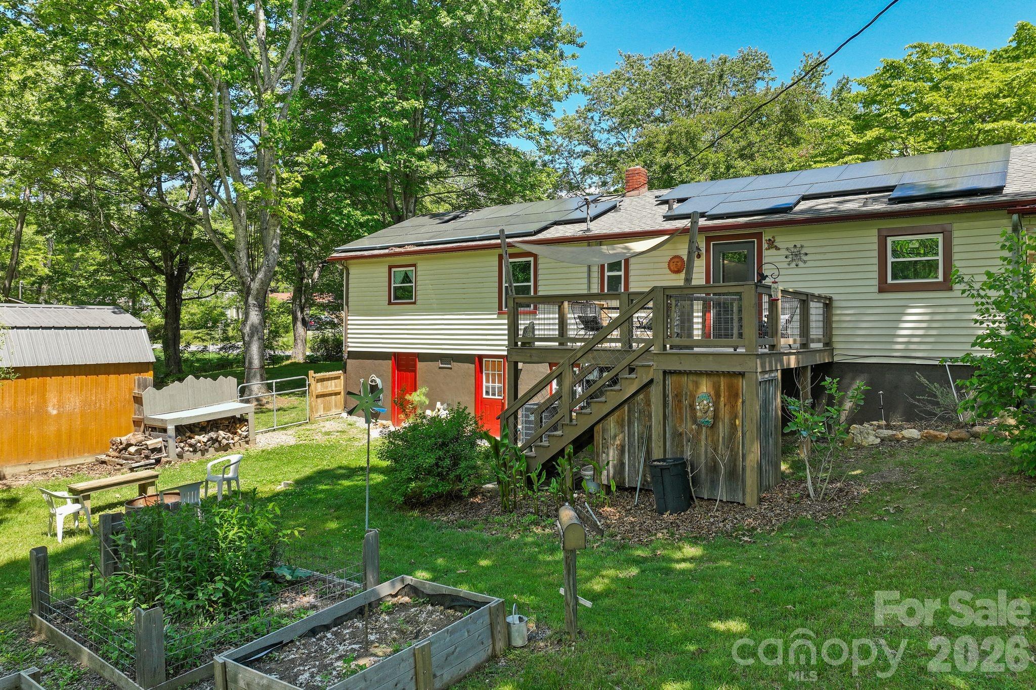 105 7th Street — Black Mountain