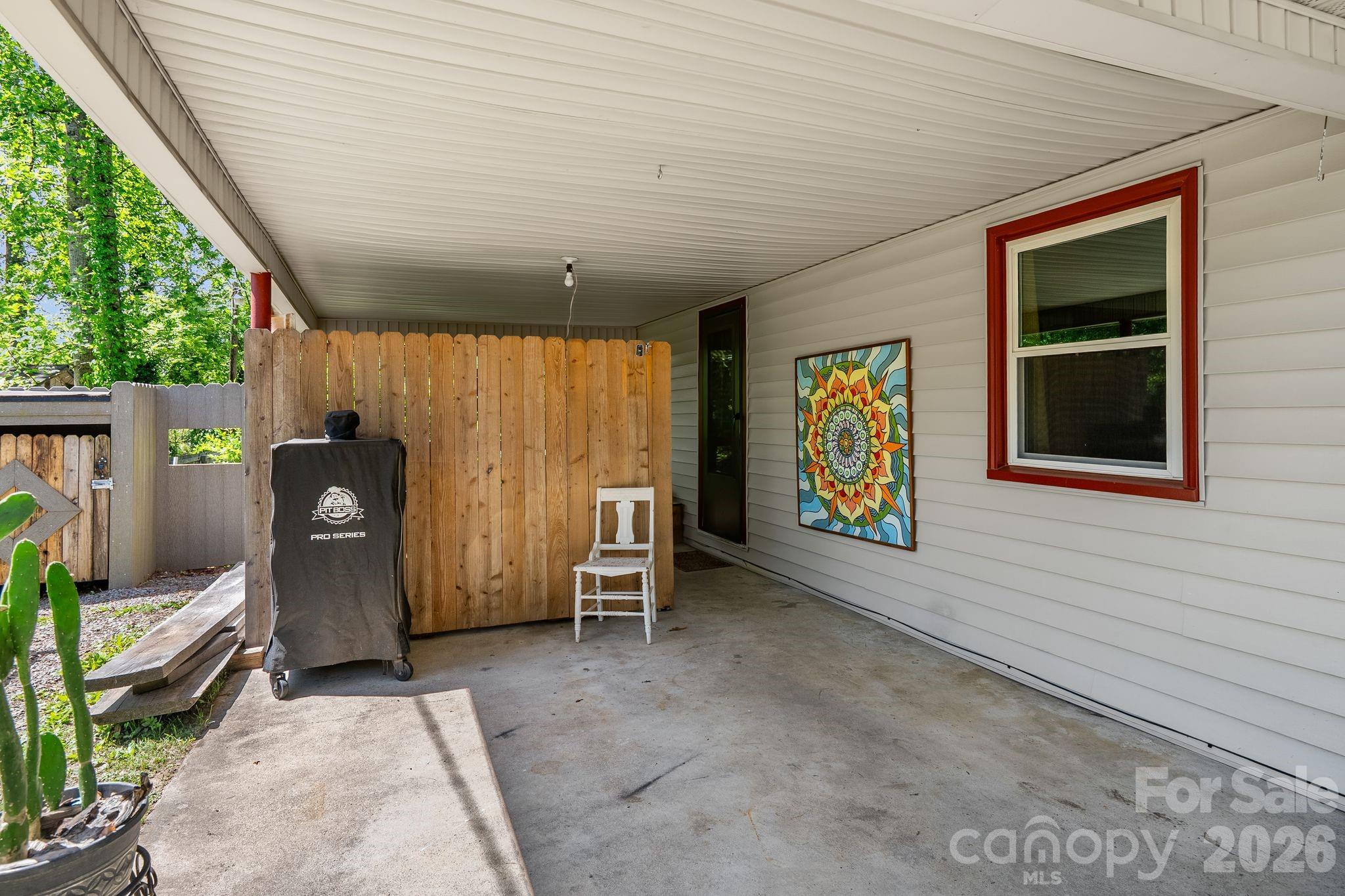 105 7th Street — Black Mountain