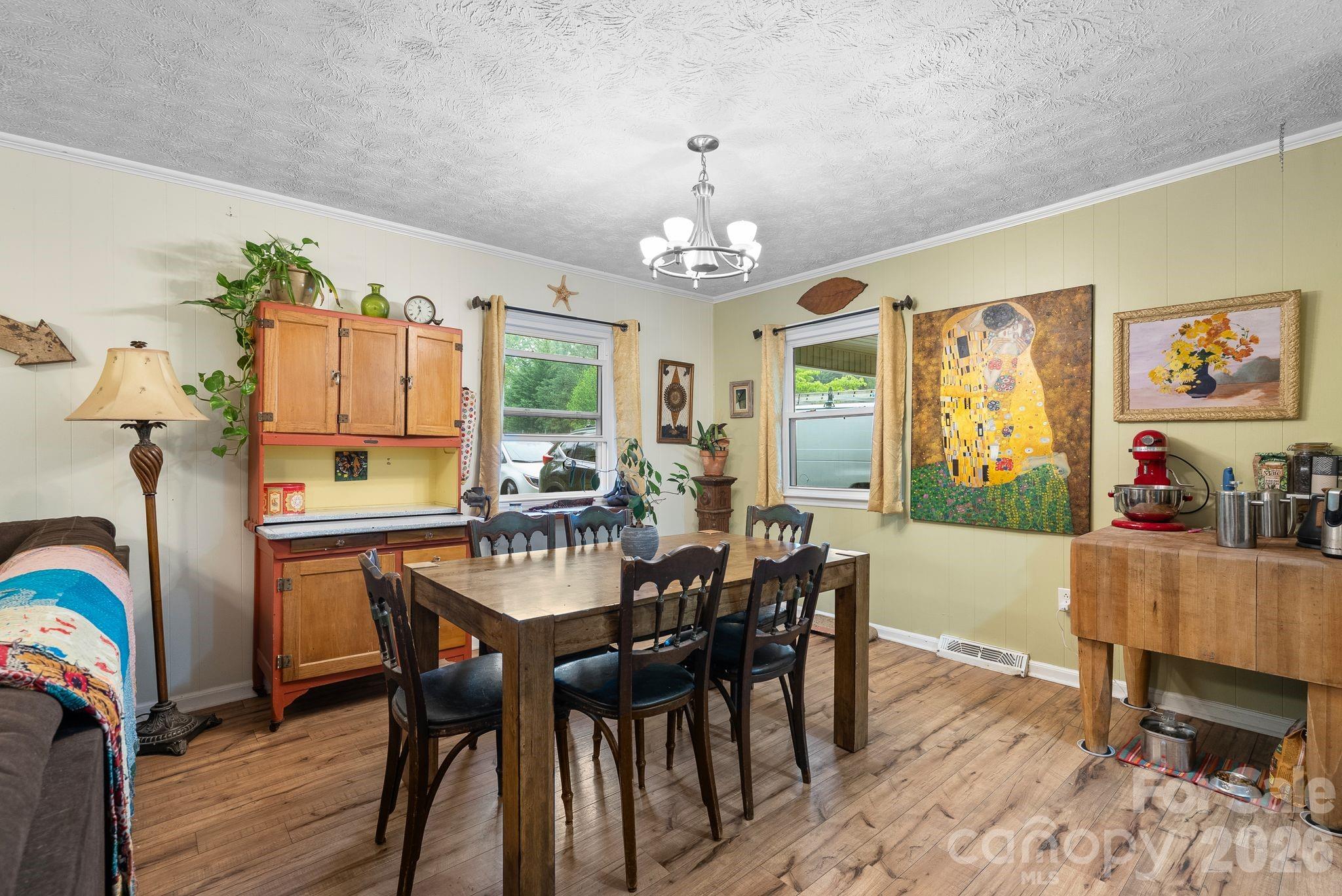 105 7th Street — Black Mountain