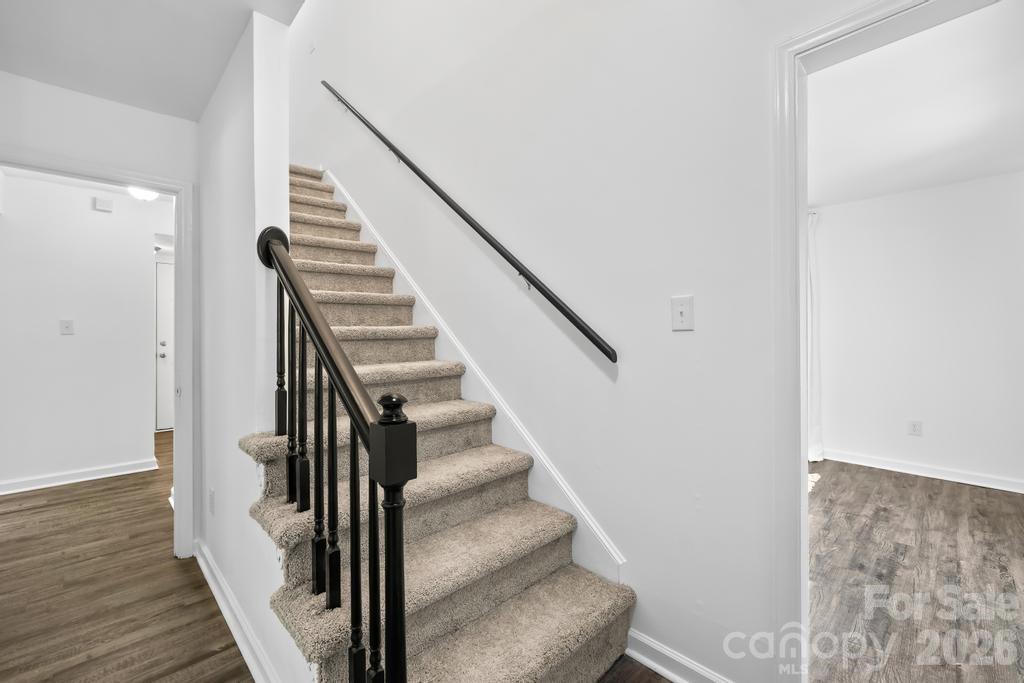 9 Post Oak Place — Salisbury