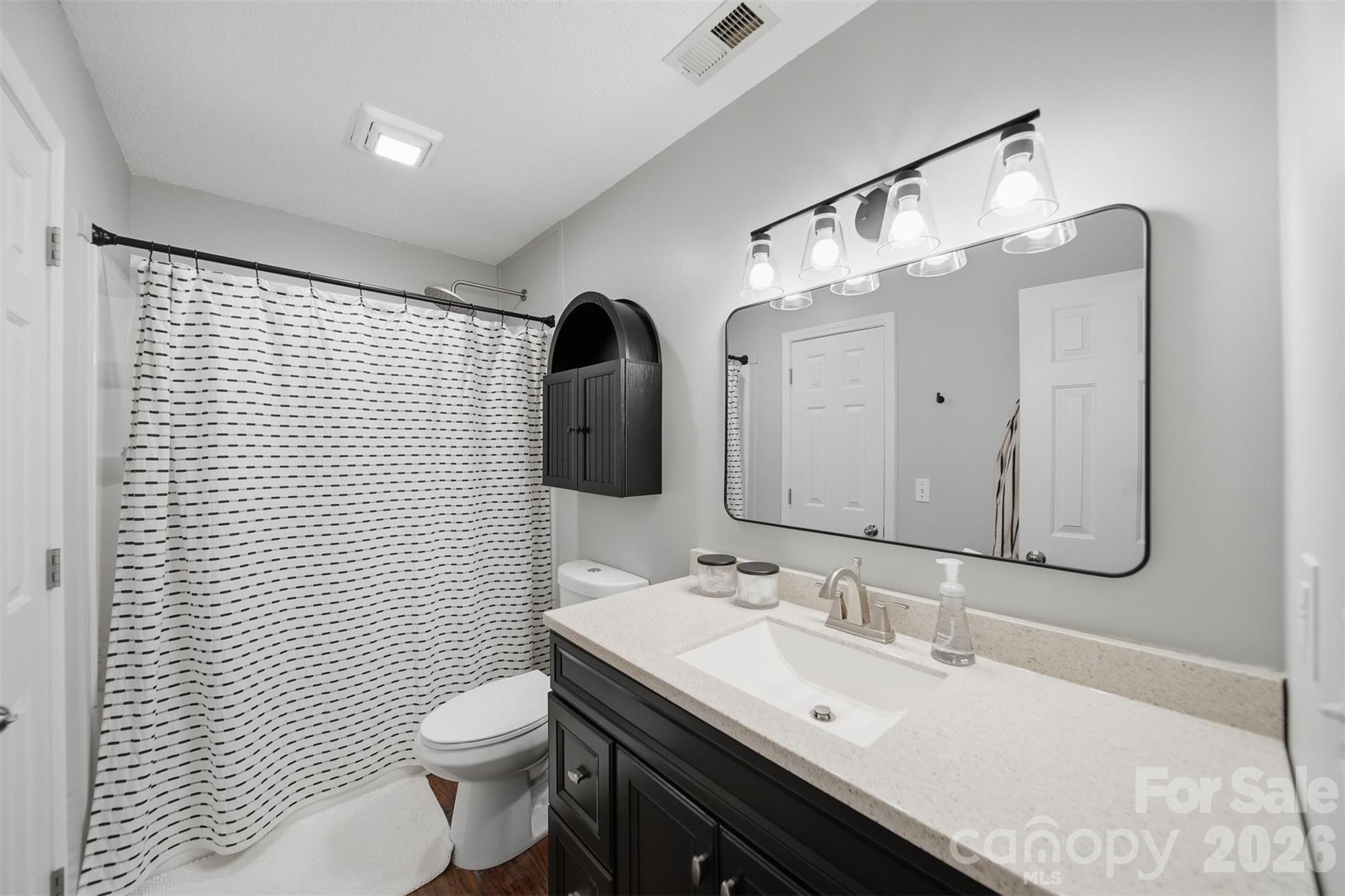 2675 White Oak Ct Extension — Claremont