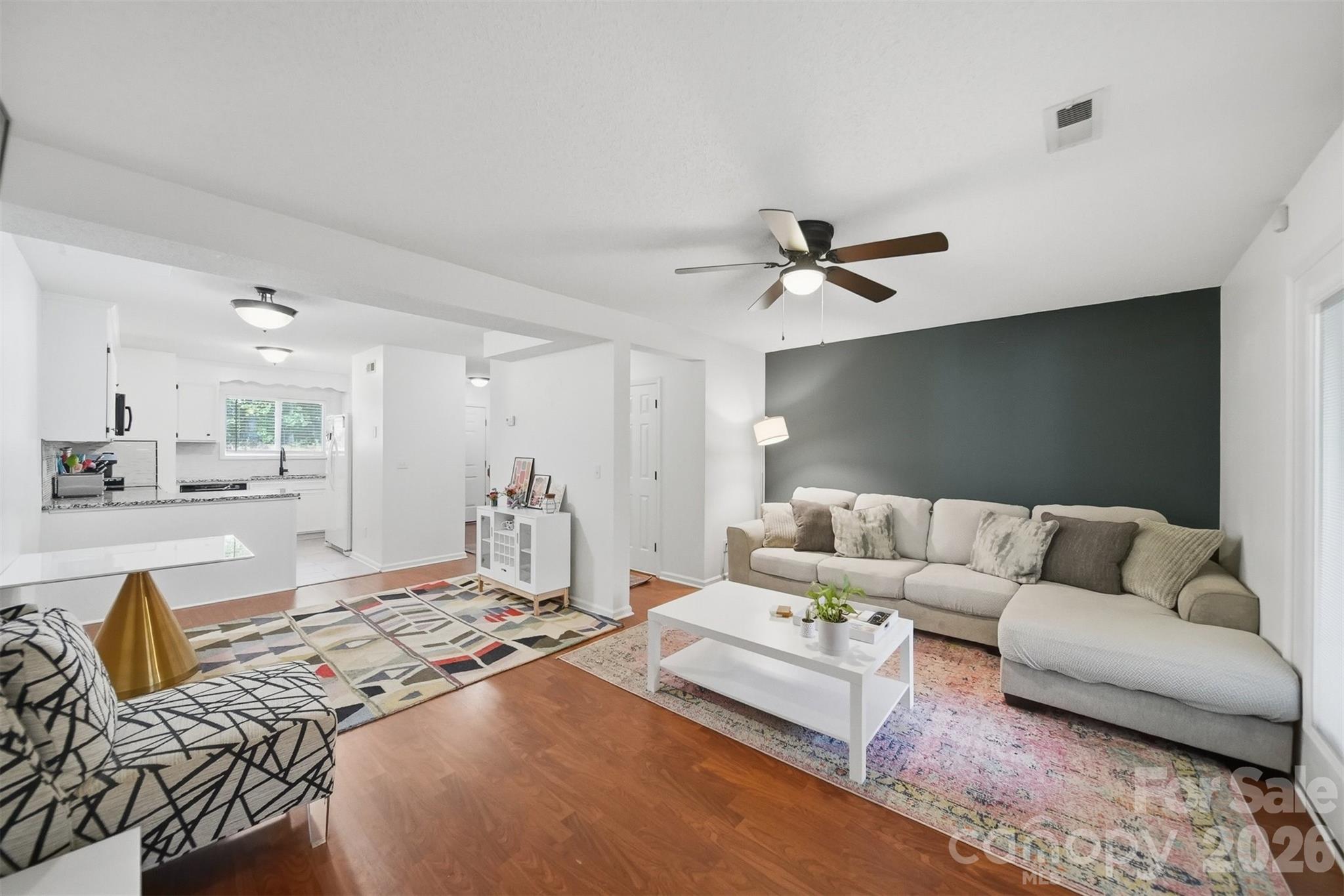 2675 White Oak Ct Extension — Claremont
