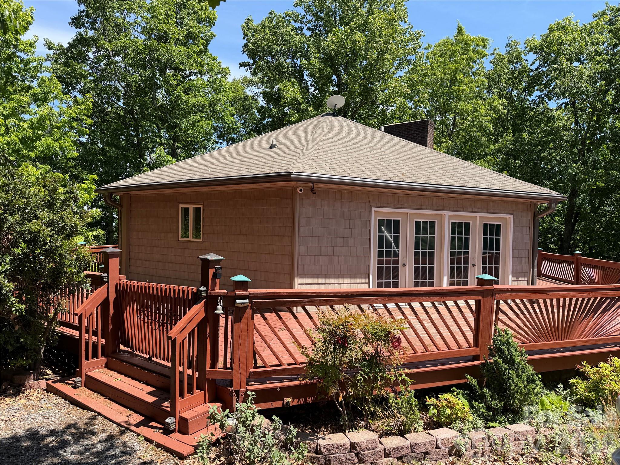 3190 Holly Road — Connelly Springs