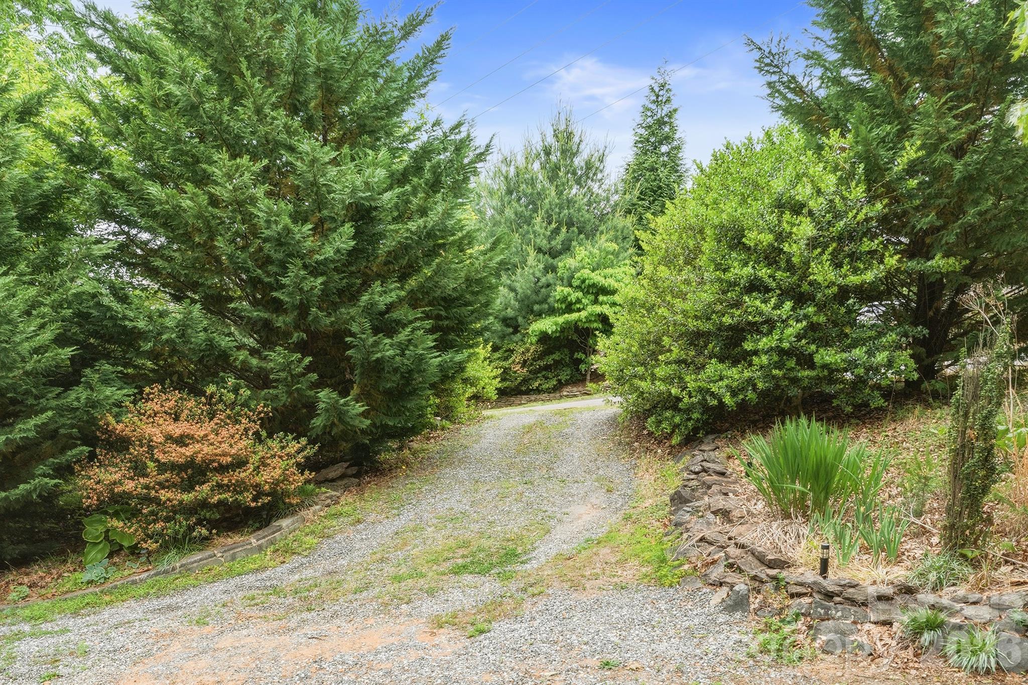 3190 Holly Road — Connelly Springs