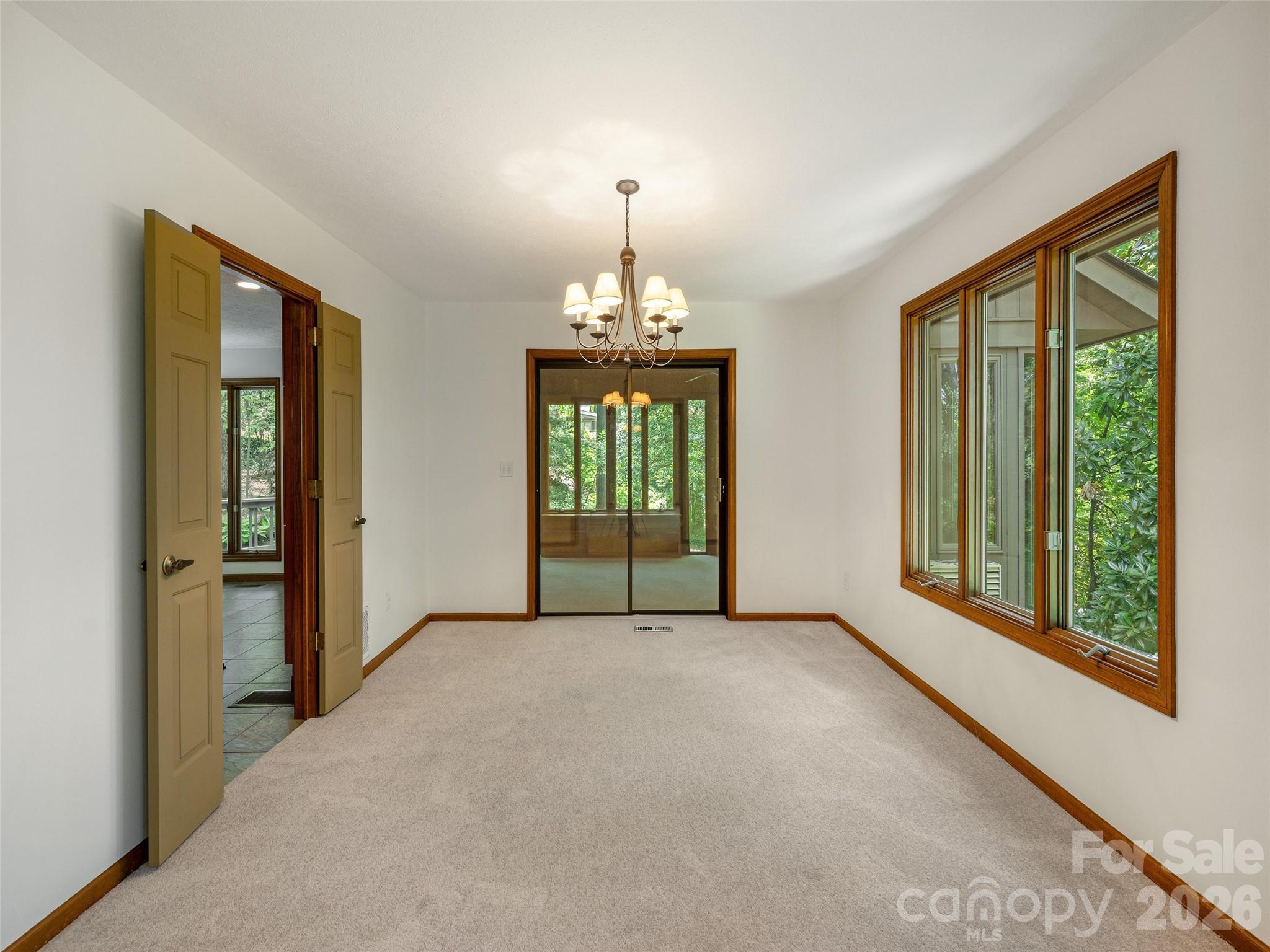 227 Estate Drive — Hendersonville