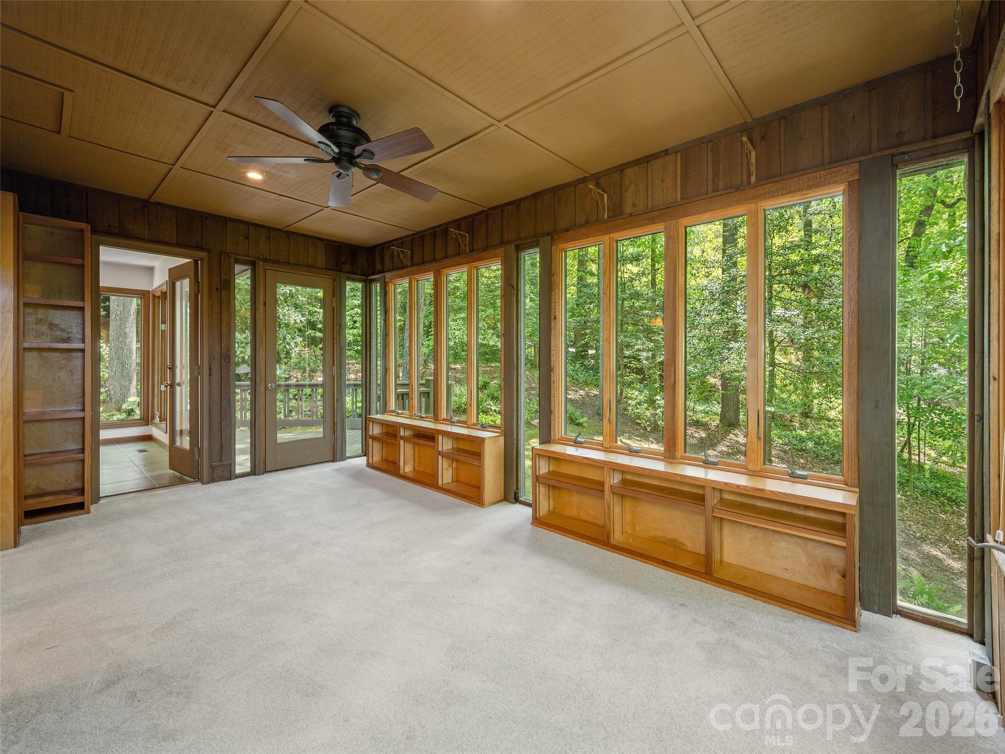 227 Estate Drive — Hendersonville