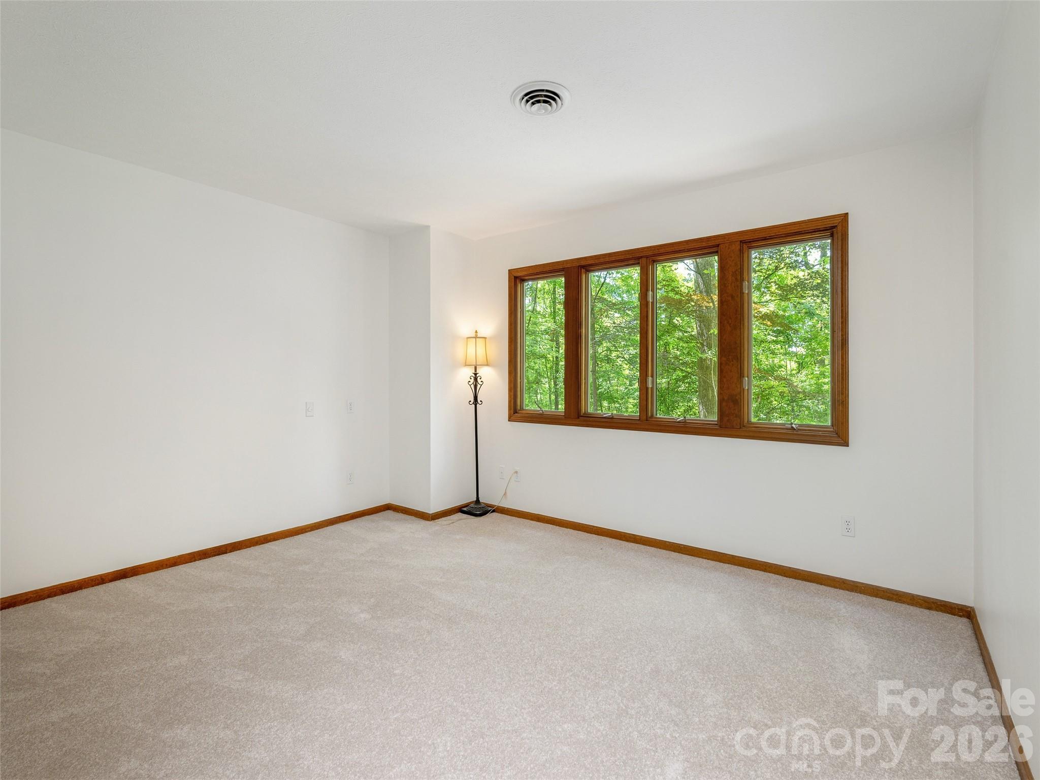 227 Estate Drive — Hendersonville