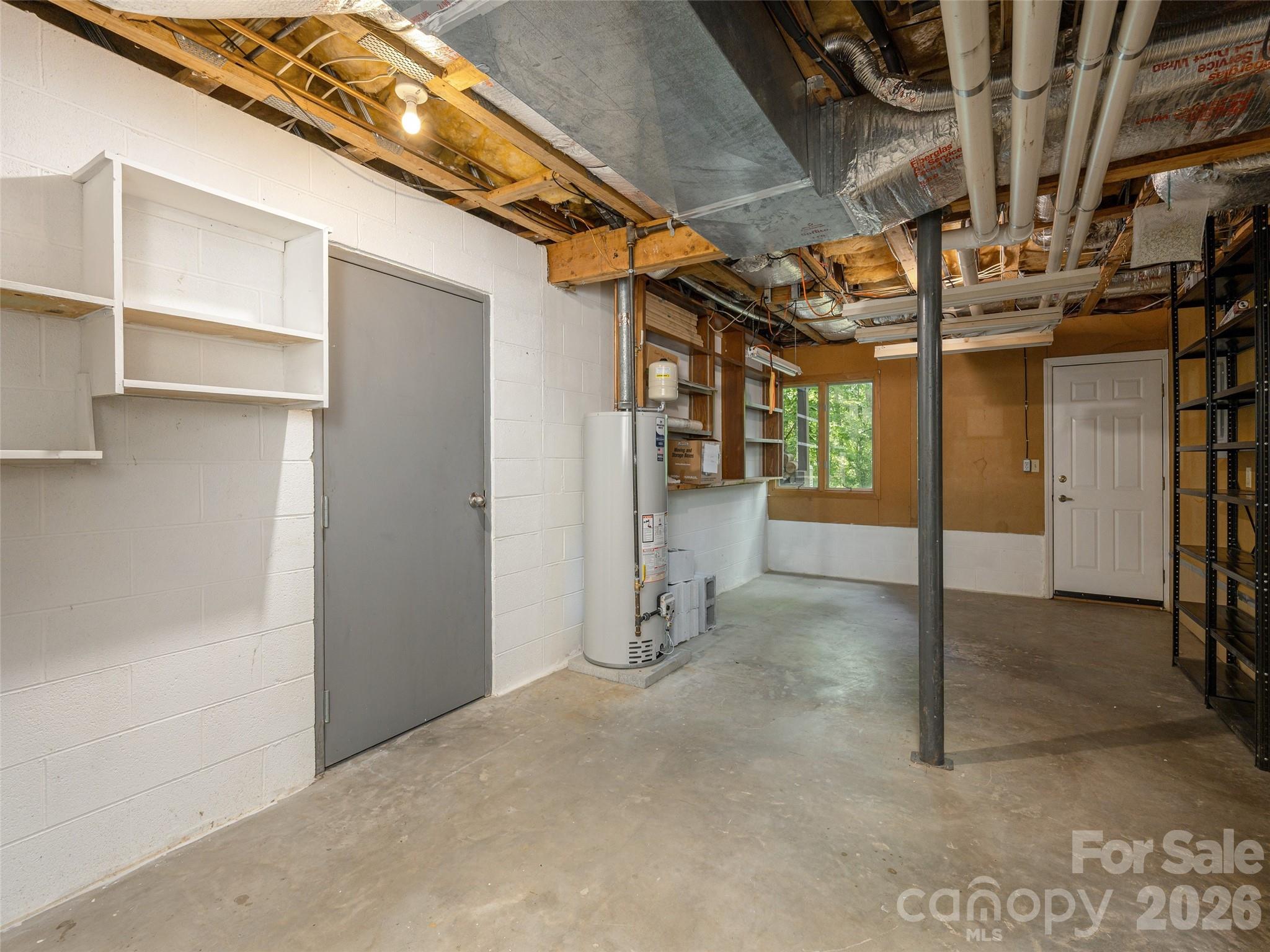 227 Estate Drive — Hendersonville
