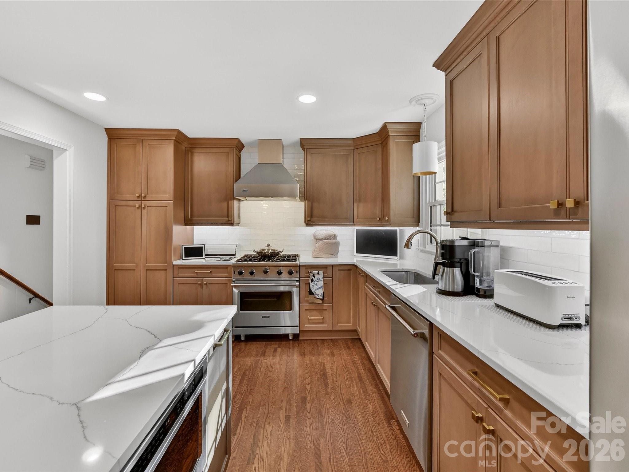 3719 Huckleberry Road — Charlotte