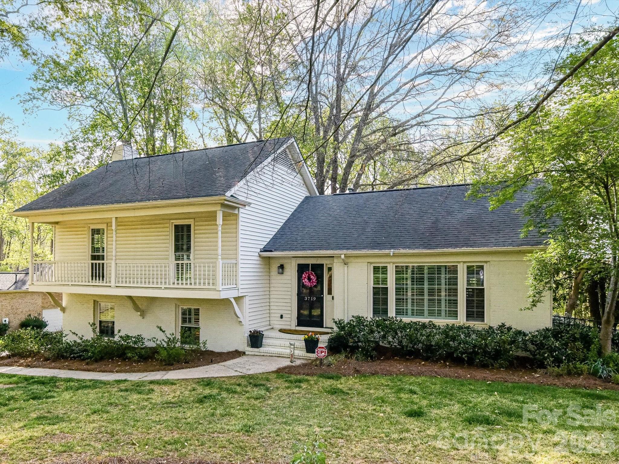 3719 Huckleberry Road — Charlotte