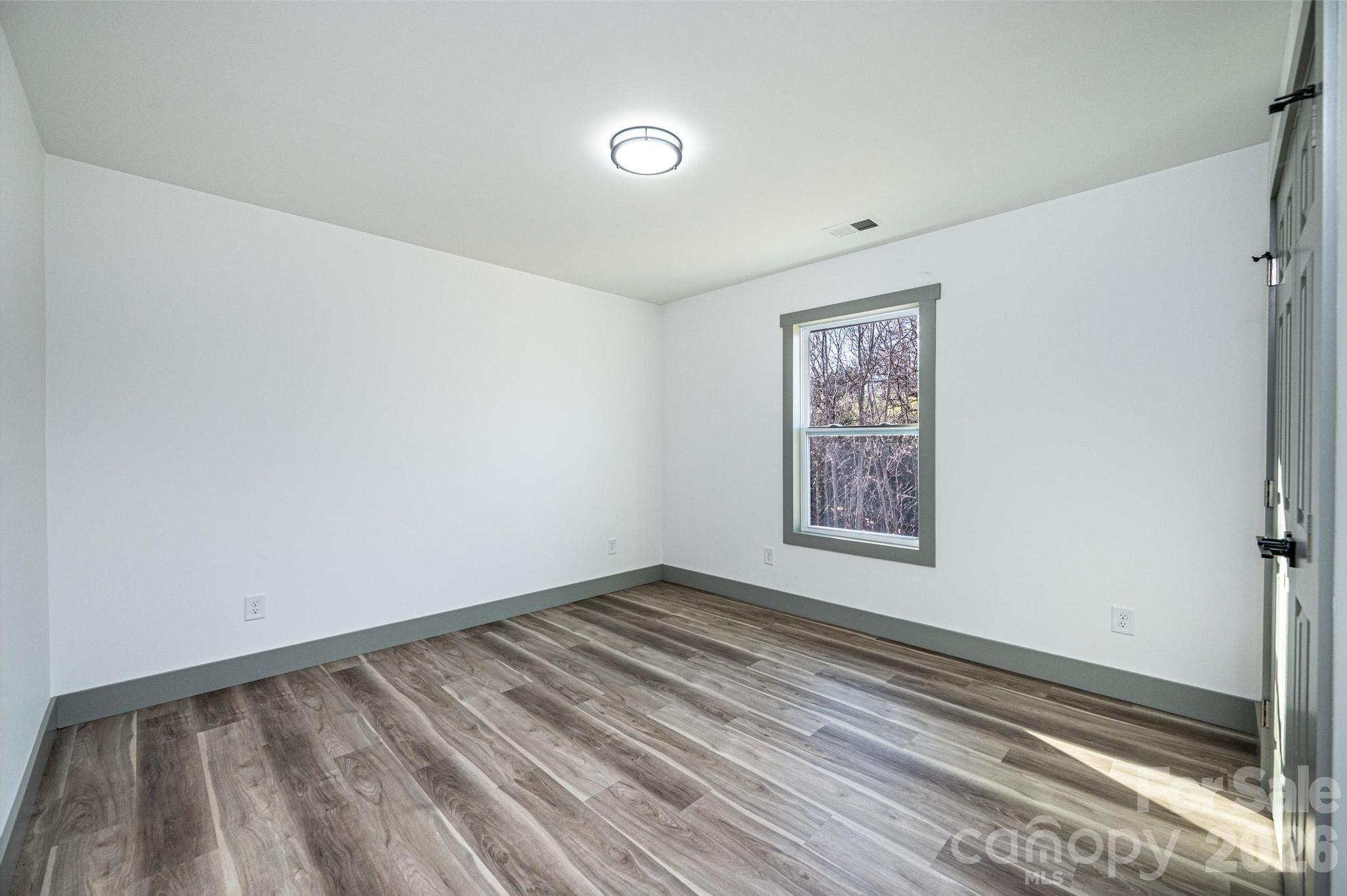 2918 Ivory Place — Granite Falls