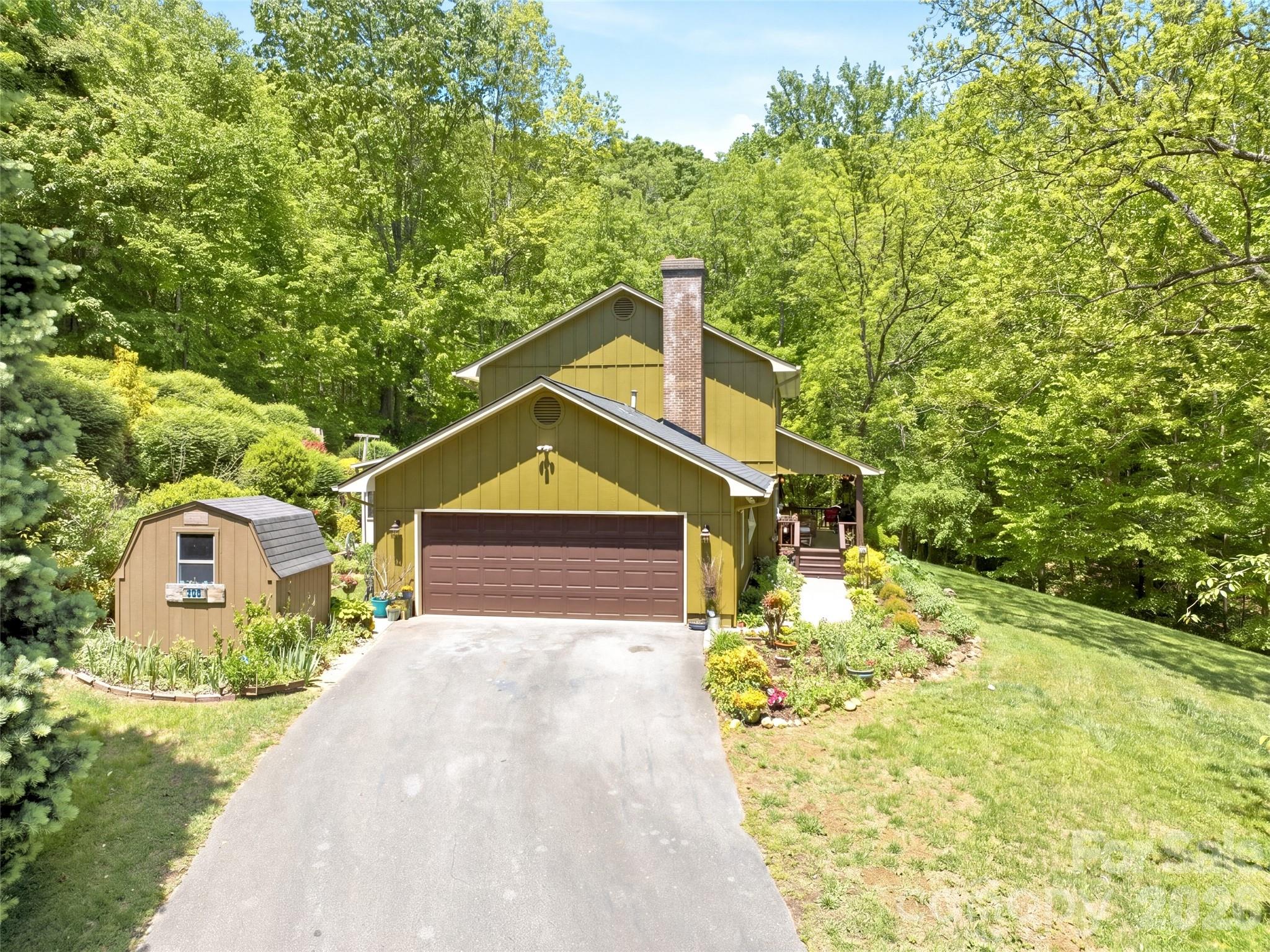 300 Kelly Springs Road — Waynesville