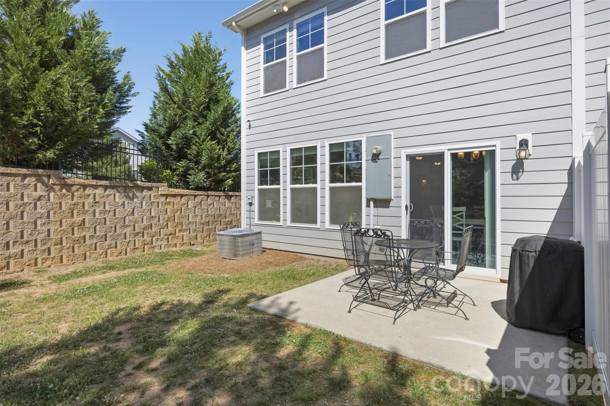 729 Little Bluestem Drive — Clover
