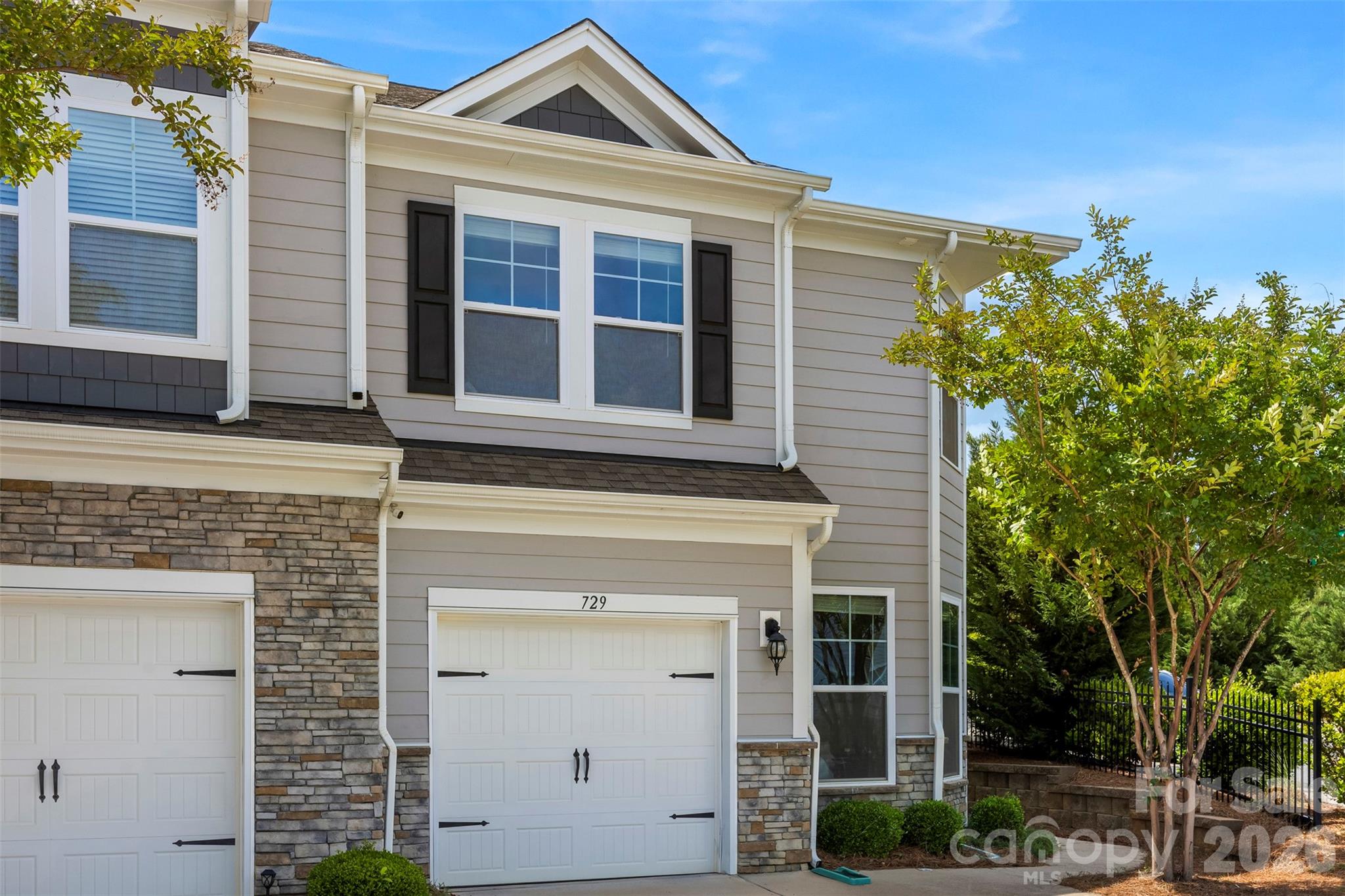 729 Little Bluestem Drive — Clover