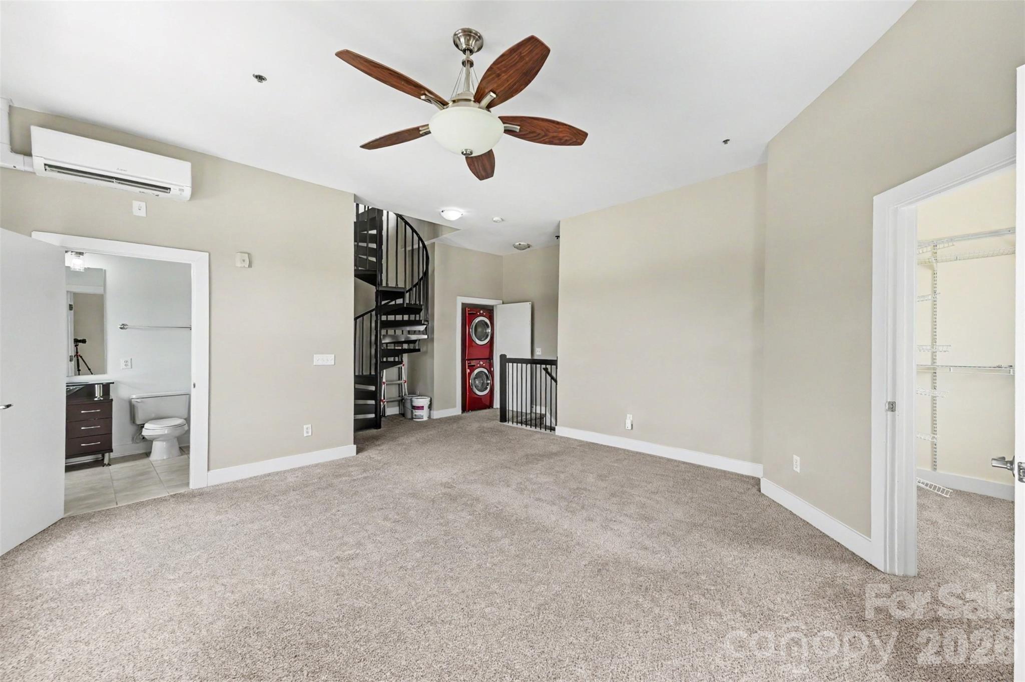 633 MCNINCH Street — Charlotte