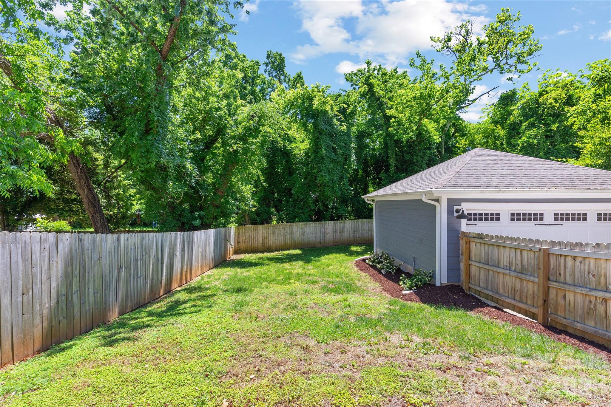 2315 Dundeen Street — Charlotte