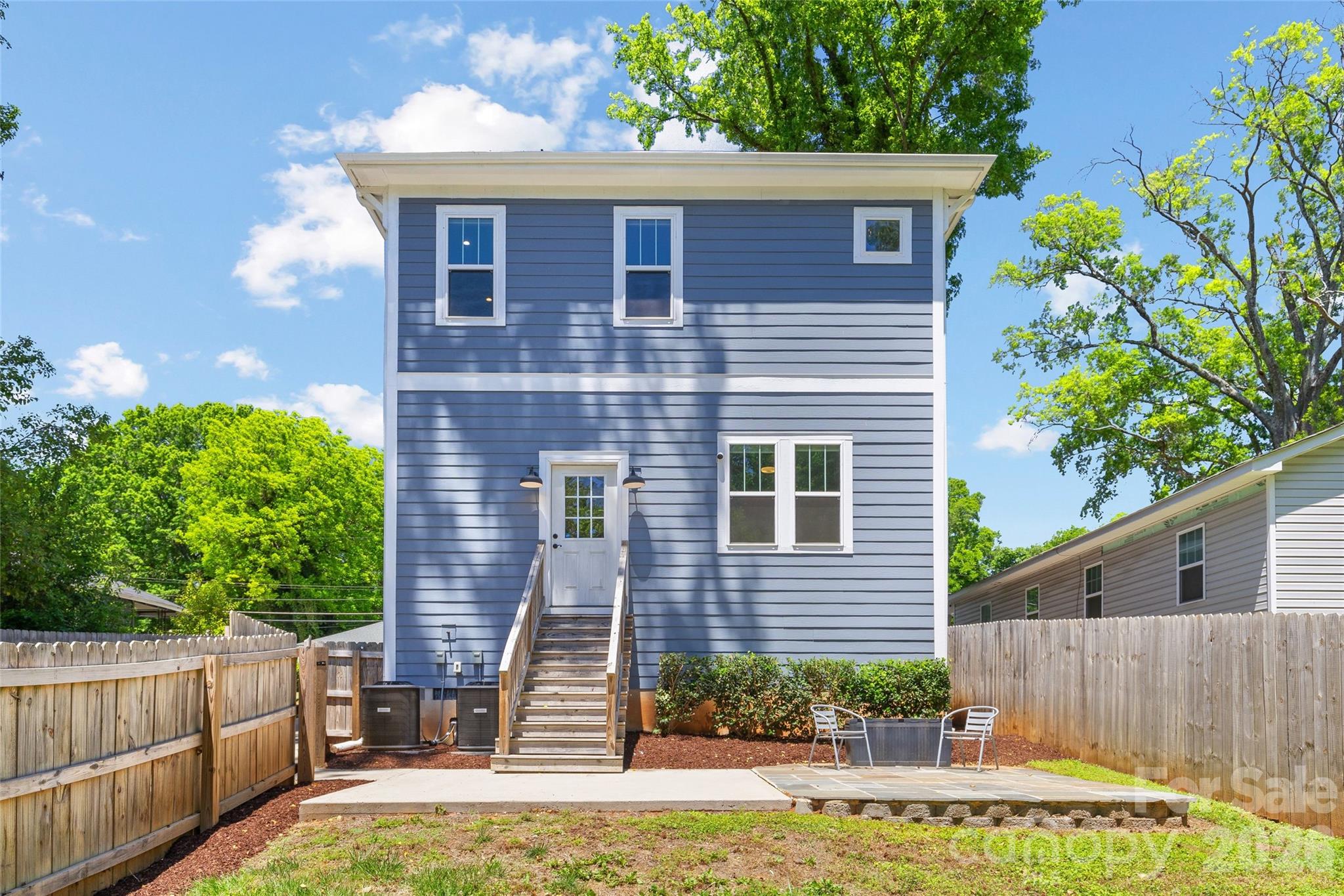 2315 Dundeen Street — Charlotte