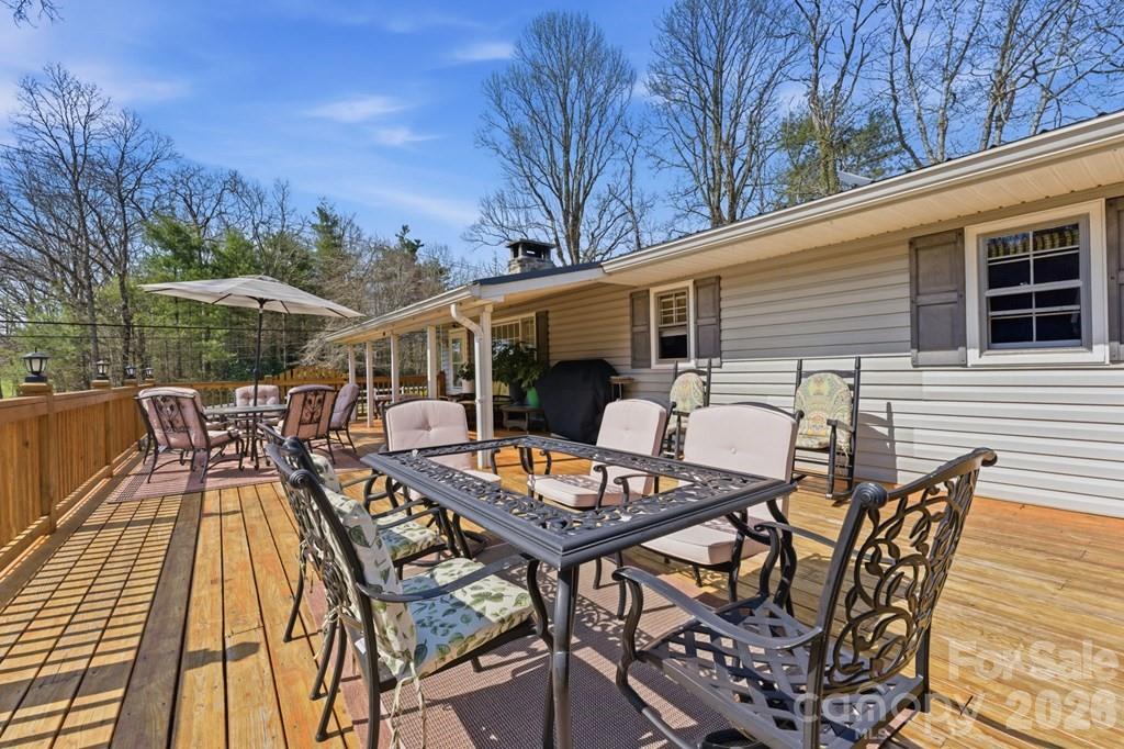 3731 Dillard Road — Highlands