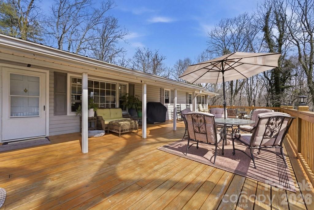 3731 Dillard Road — Highlands